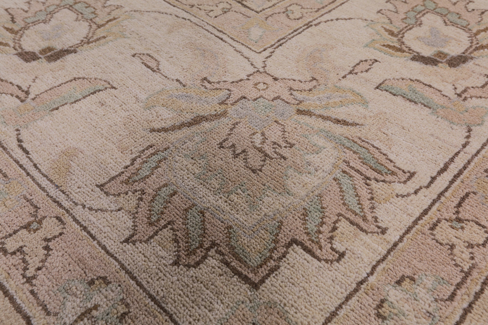 Ivory Peshawar Handmade Wool Rug - 9' 1" X 12' 0" - Golden Nile