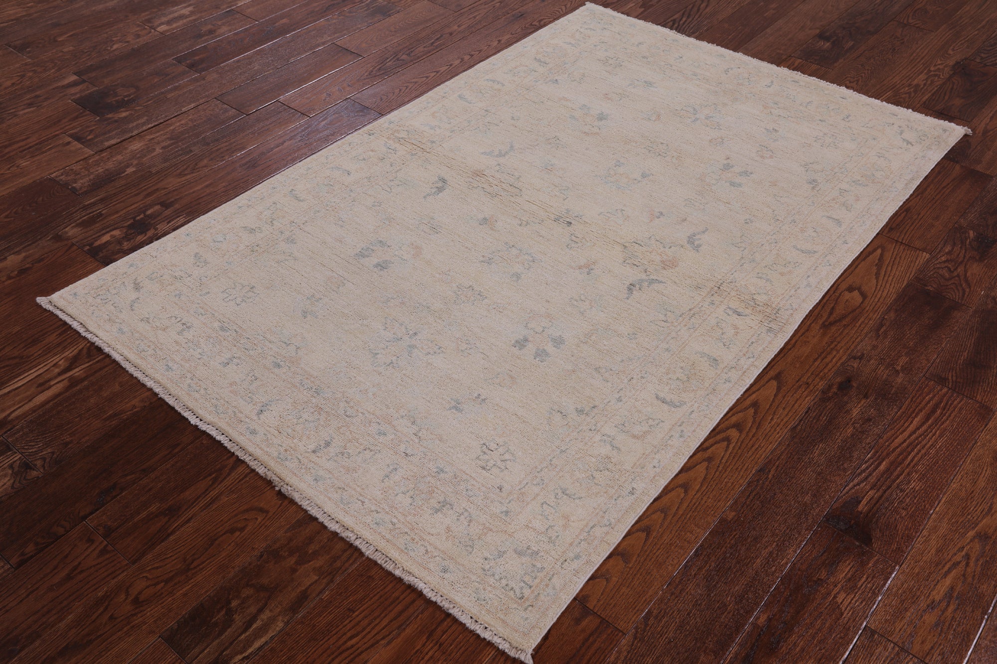 Ivory Turkish Oushak Hand Knotted Wool Rug - 3' 10" X 6' 0" - Golden Nile