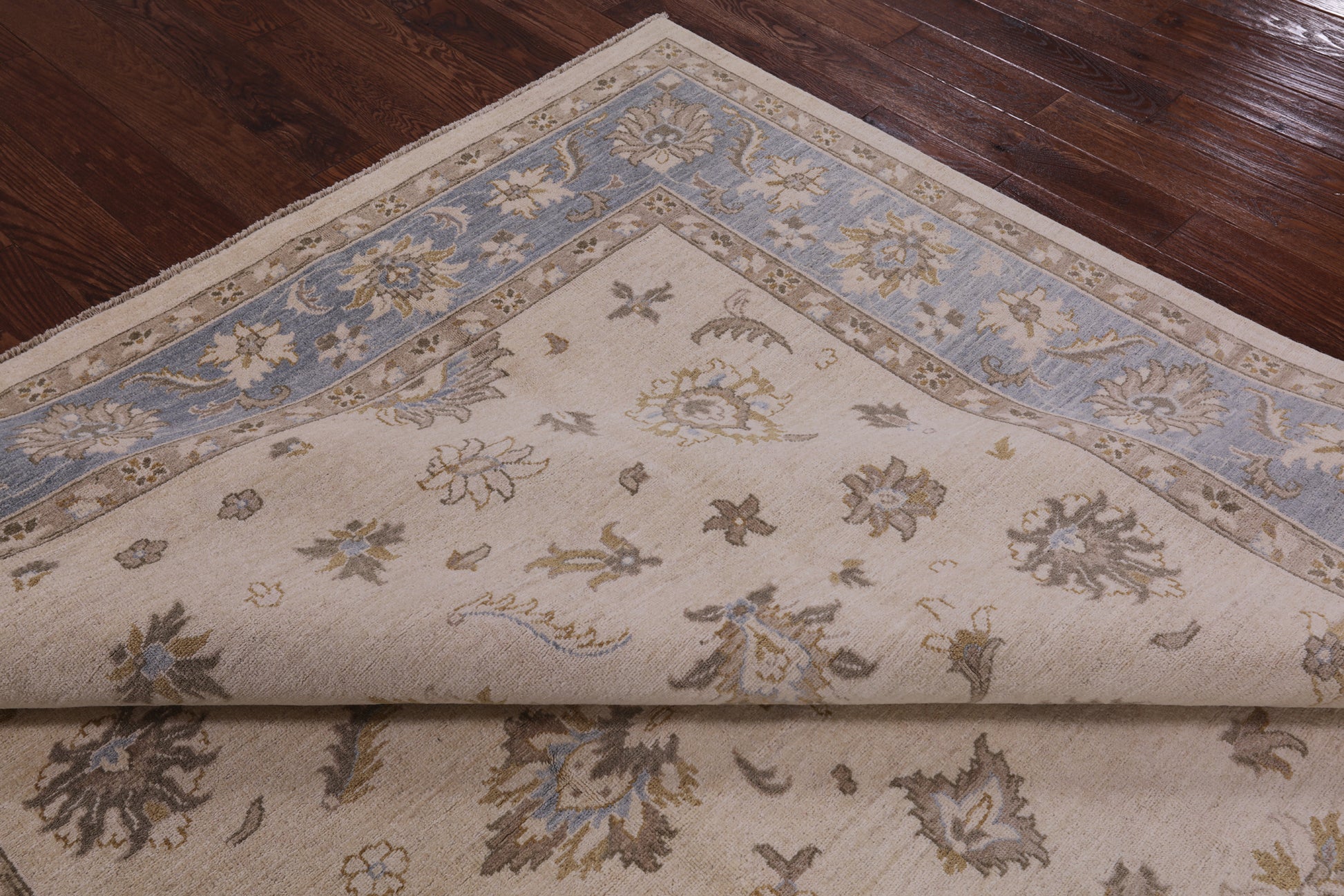 Ivory Persian Hand Knotted Wool Area Rug - 8' 2" X 9' 10" - Golden Nile