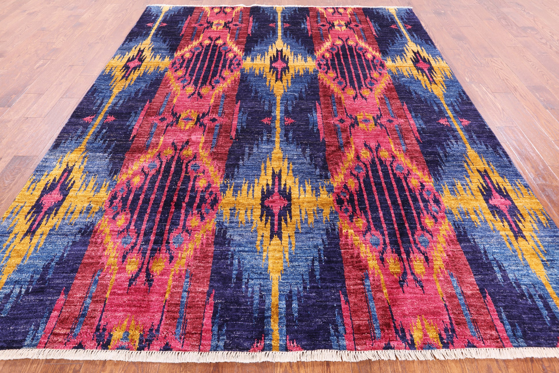 Ikat Handmade Wool Area Rug - 8' 3" X 10' 3" - Golden Nile