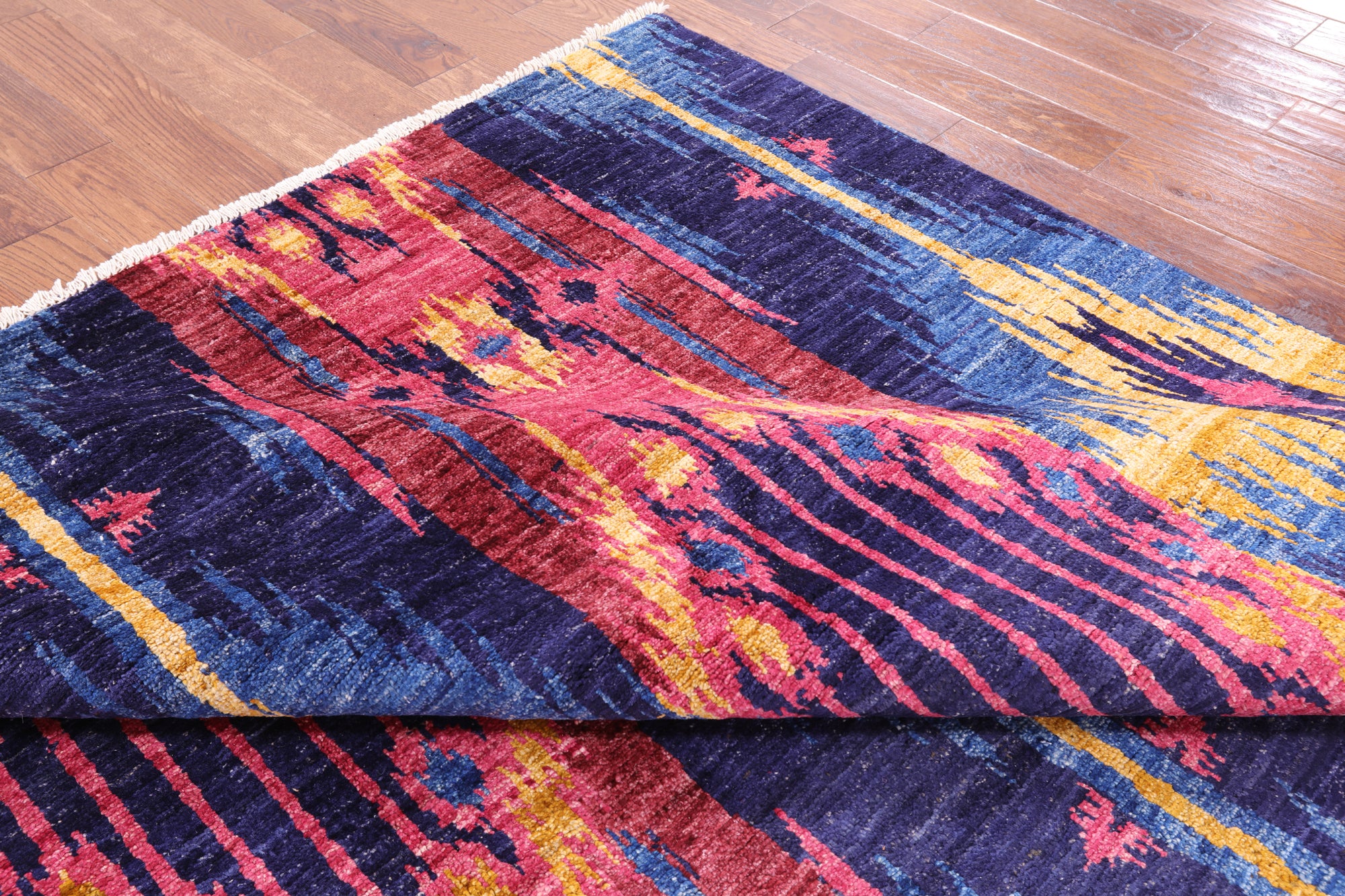 Ikat Handmade Wool Area Rug - 8' 3" X 10' 3" - Golden Nile