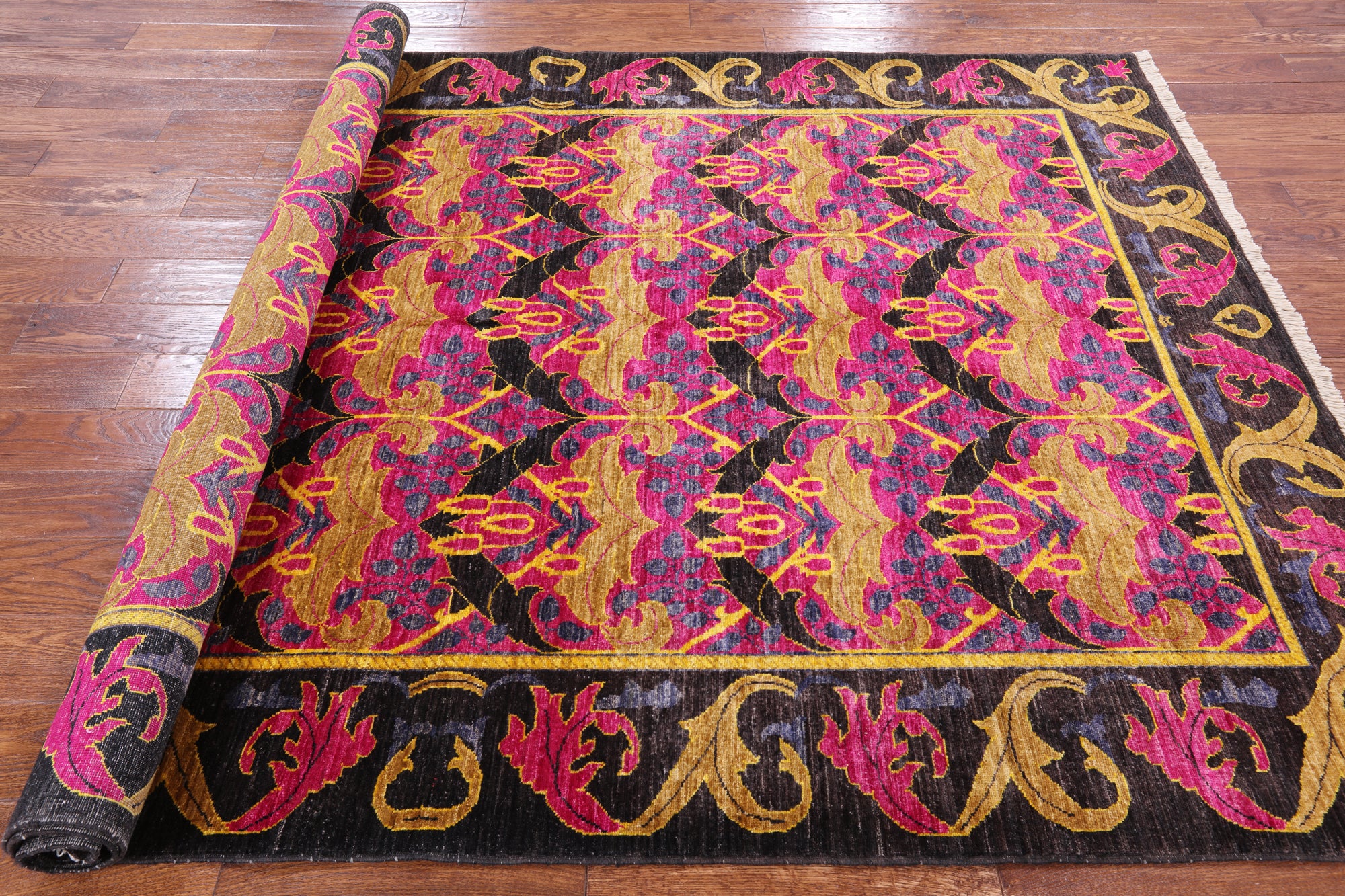Pink William Morris Hand Knotted Wool Area Rug - 6' 3" X 9' 0" - Golden Nile