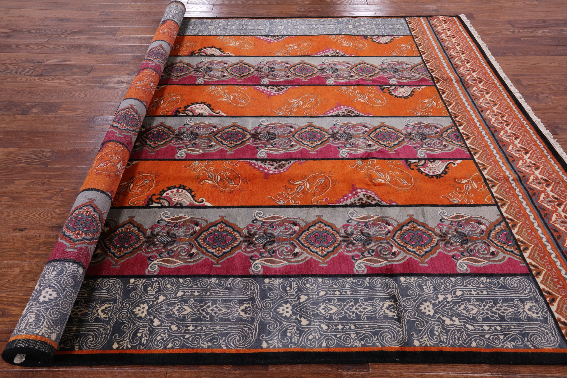 William Morris Hand Knotted Wool Area Rug - 8' 2" X 9' 10" - Golden Nile