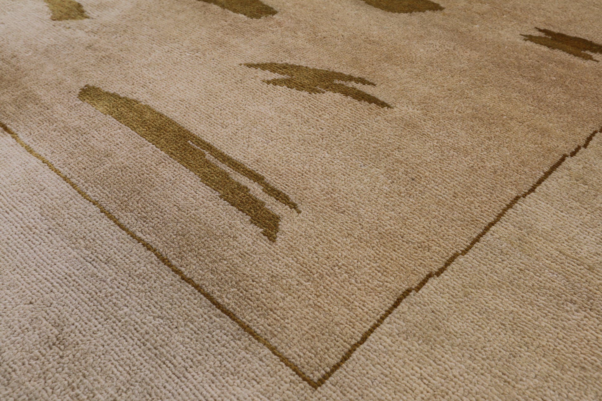 Ivory Persian Gabbeh Hand Knotted Wool Area Rug - 6' 1" X 9' 1" - Golden Nile