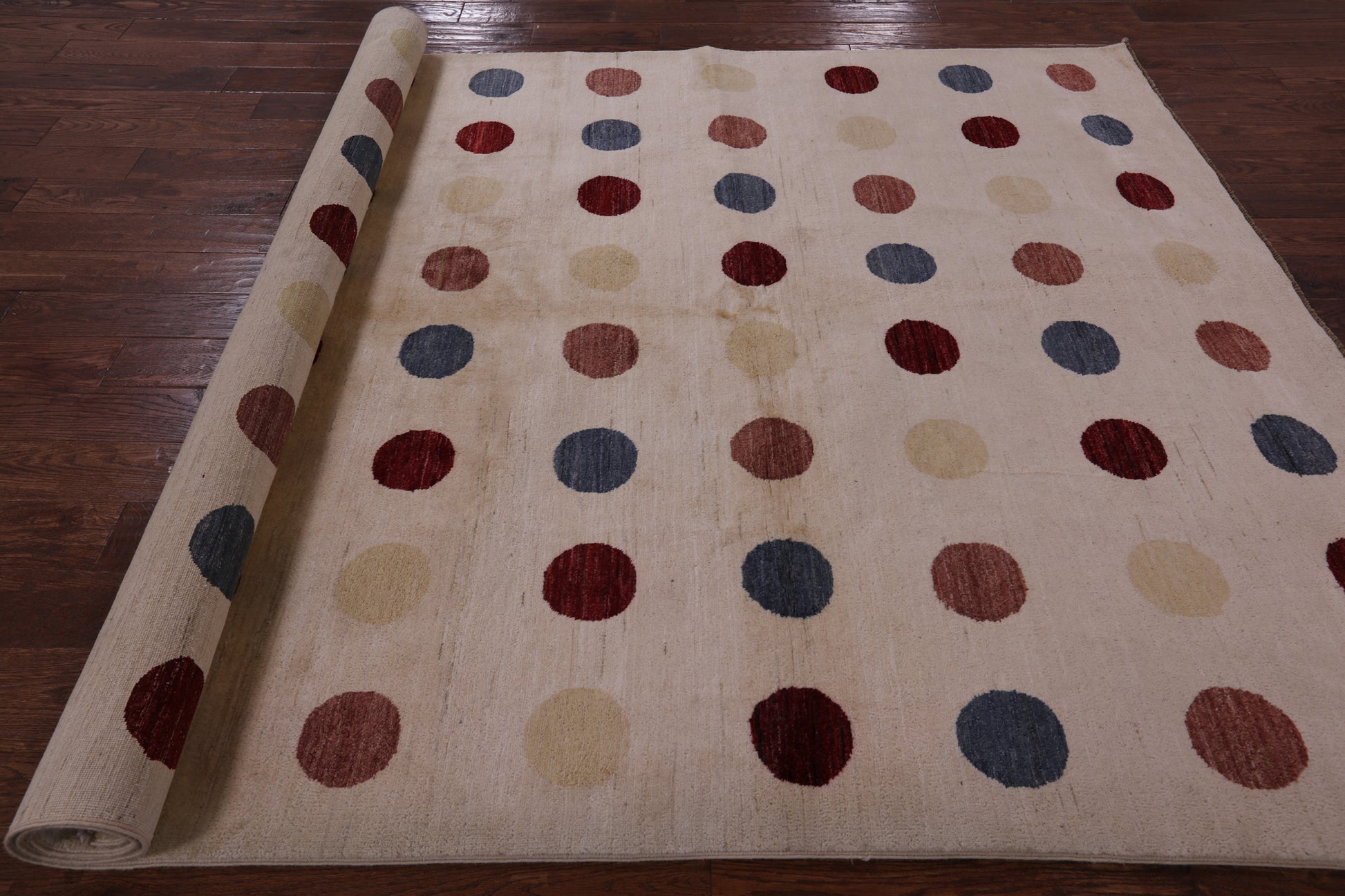 Ivory Persian Gabbeh Hand Knotted Wool Rug - 6' 8" X 9' 7" - Golden Nile