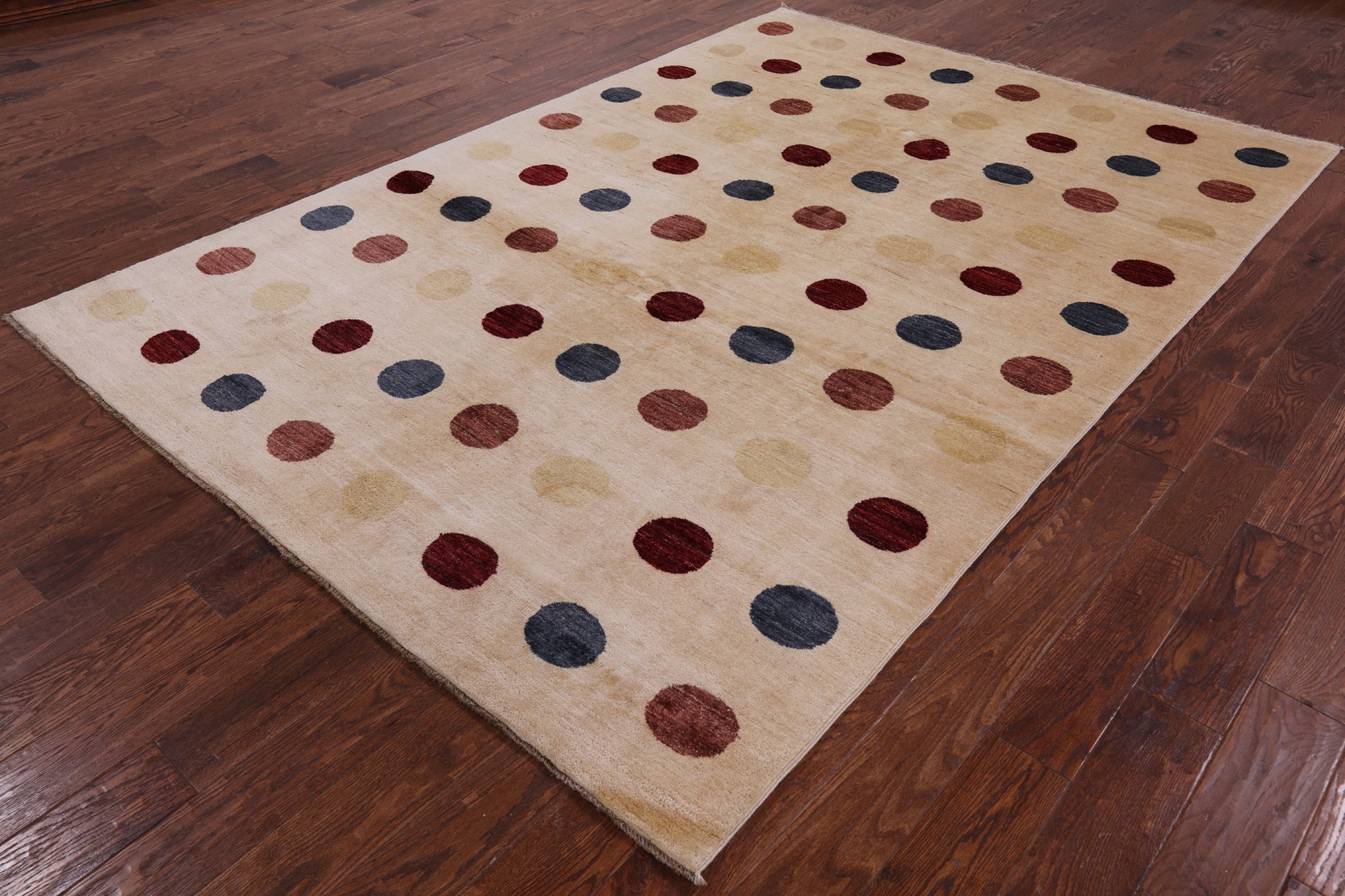 Ivory Persian Gabbeh Hand Knotted Wool Rug - 6' 8" X 9' 7" - Golden Nile