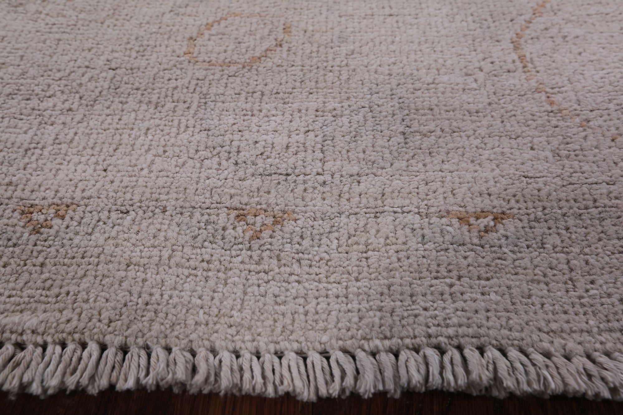 Ivory Peshawar White Wash Handmade Area Rug - 5' 1" X 6' 11" - Golden Nile