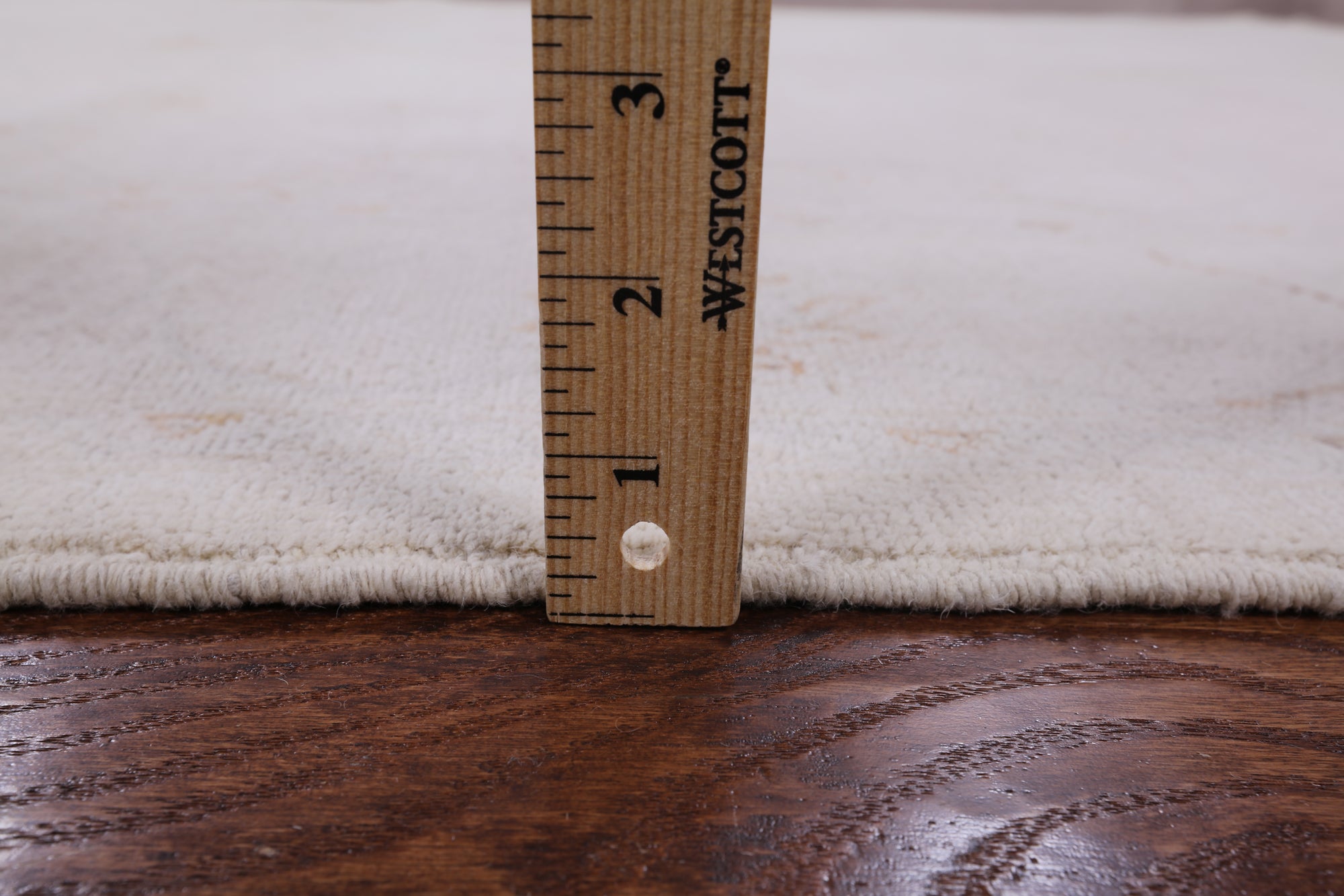Ivory Peshawar White Wash Handmade Area Rug - 5' 1" X 6' 11" - Golden Nile