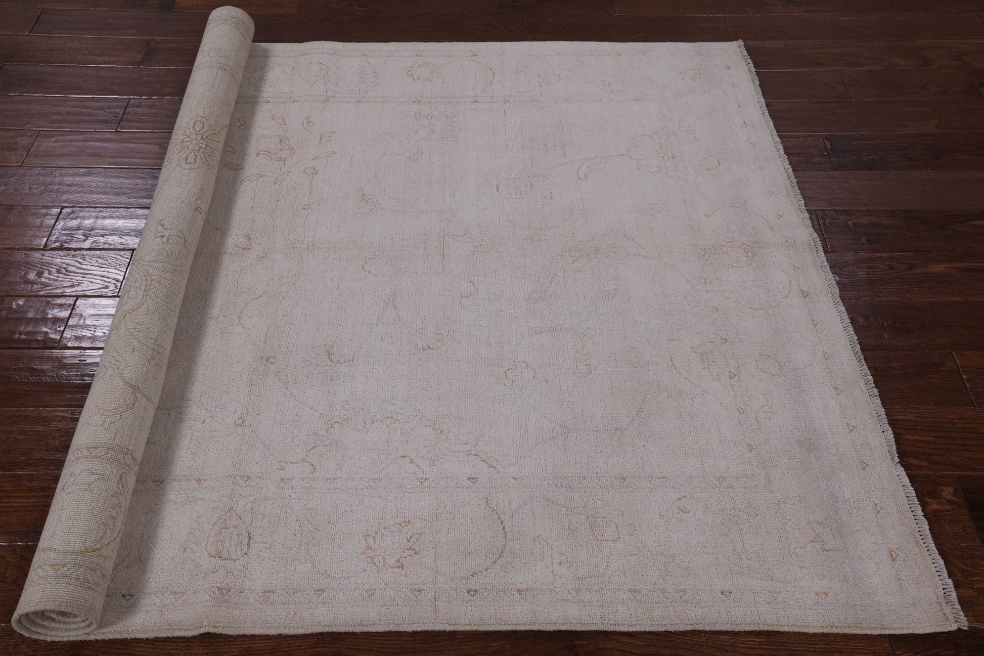 Ivory Peshawar White Wash Handmade Area Rug - 5' 1" X 6' 11" - Golden Nile