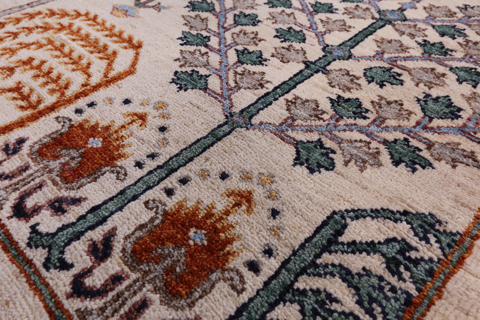 Ivory Persian Ziegler Hand Knotted Wool Rug - 8' 1" X 10' 0" - Golden Nile