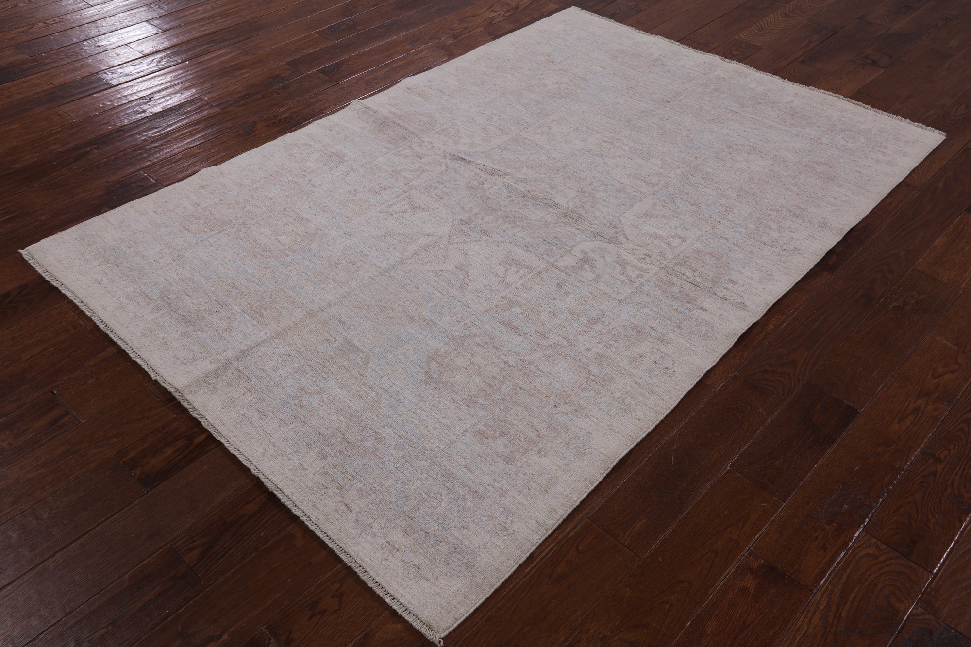 Grey Peshawar White Wash Hand Knotted Area Rug - 4' 10" X 7' 0" - Golden Nile