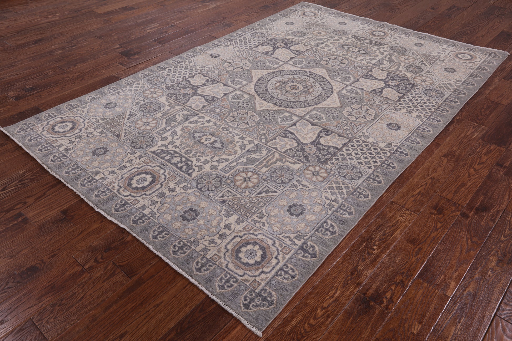 Grey Geometric Persian Mamluk Hand Knotted Wool Rug - 5' 10" X 8' 10" - Golden Nile