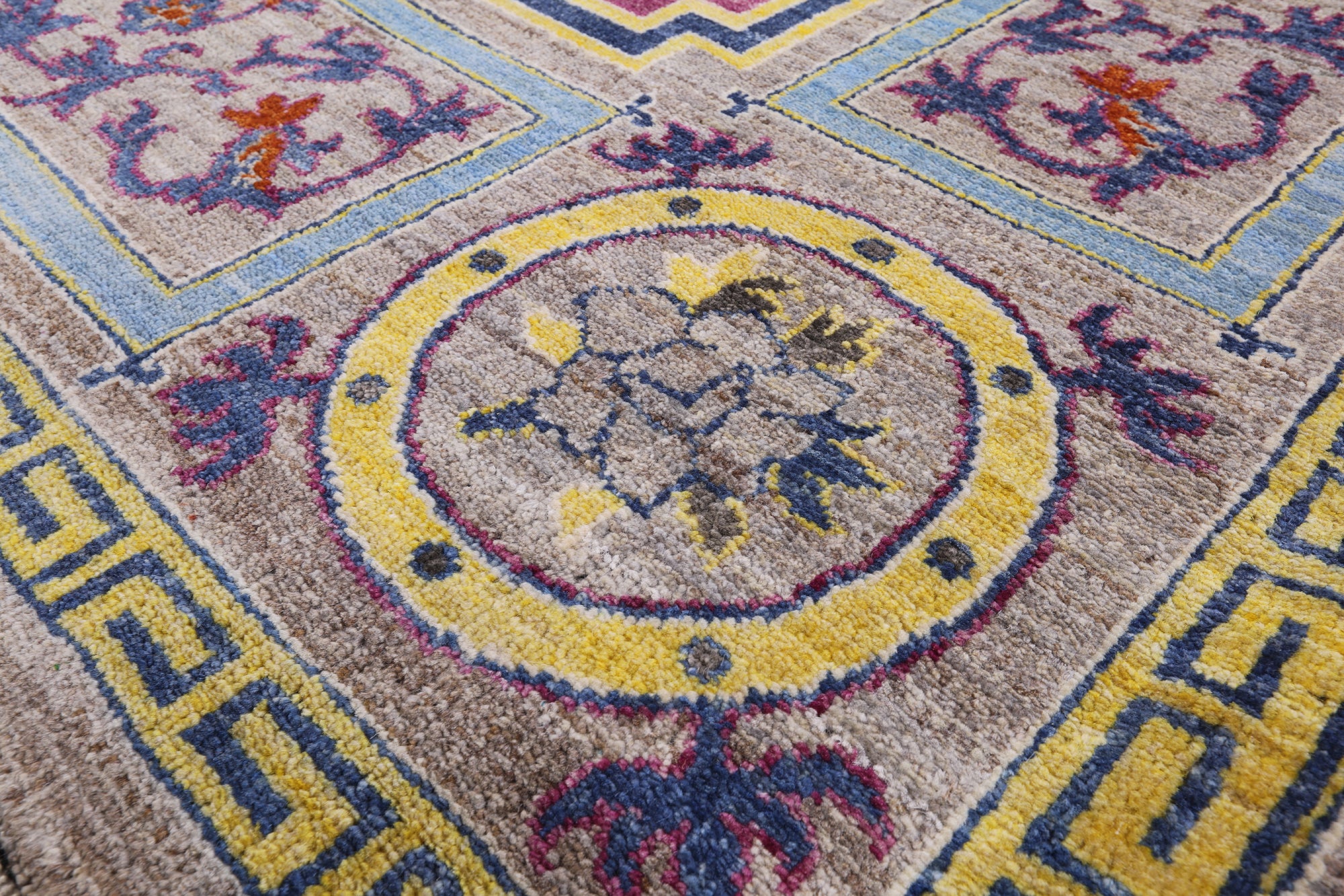 William Morris Hand Knotted Wool Rug - 9' 2" X 12' 3" - Golden Nile