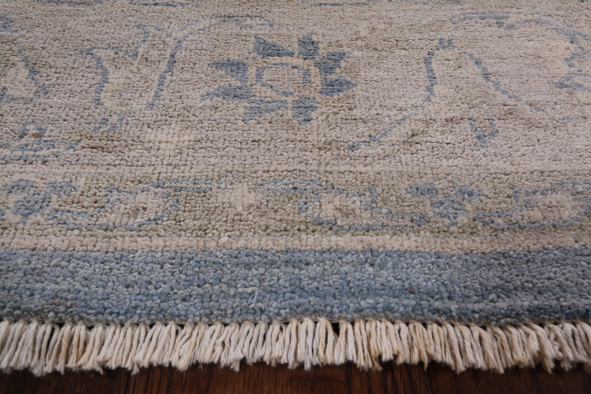 Persian White Wash Hand Knotted Rug - 6' 1" X 9' 2" - Golden Nile