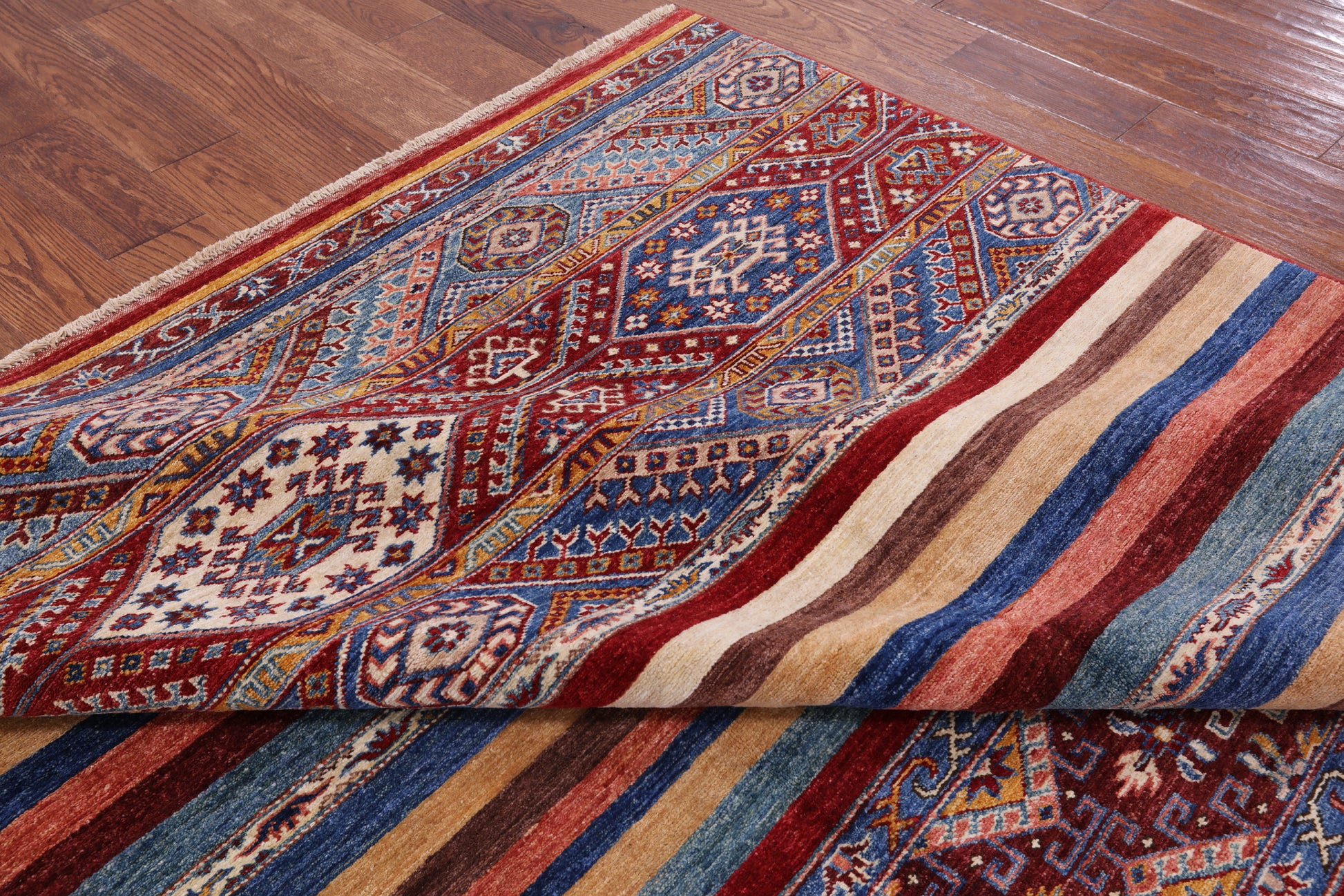 Khorjin Persian Gabbeh Handmade Wool Rug - 6' 11" X 10' 0" - Golden Nile