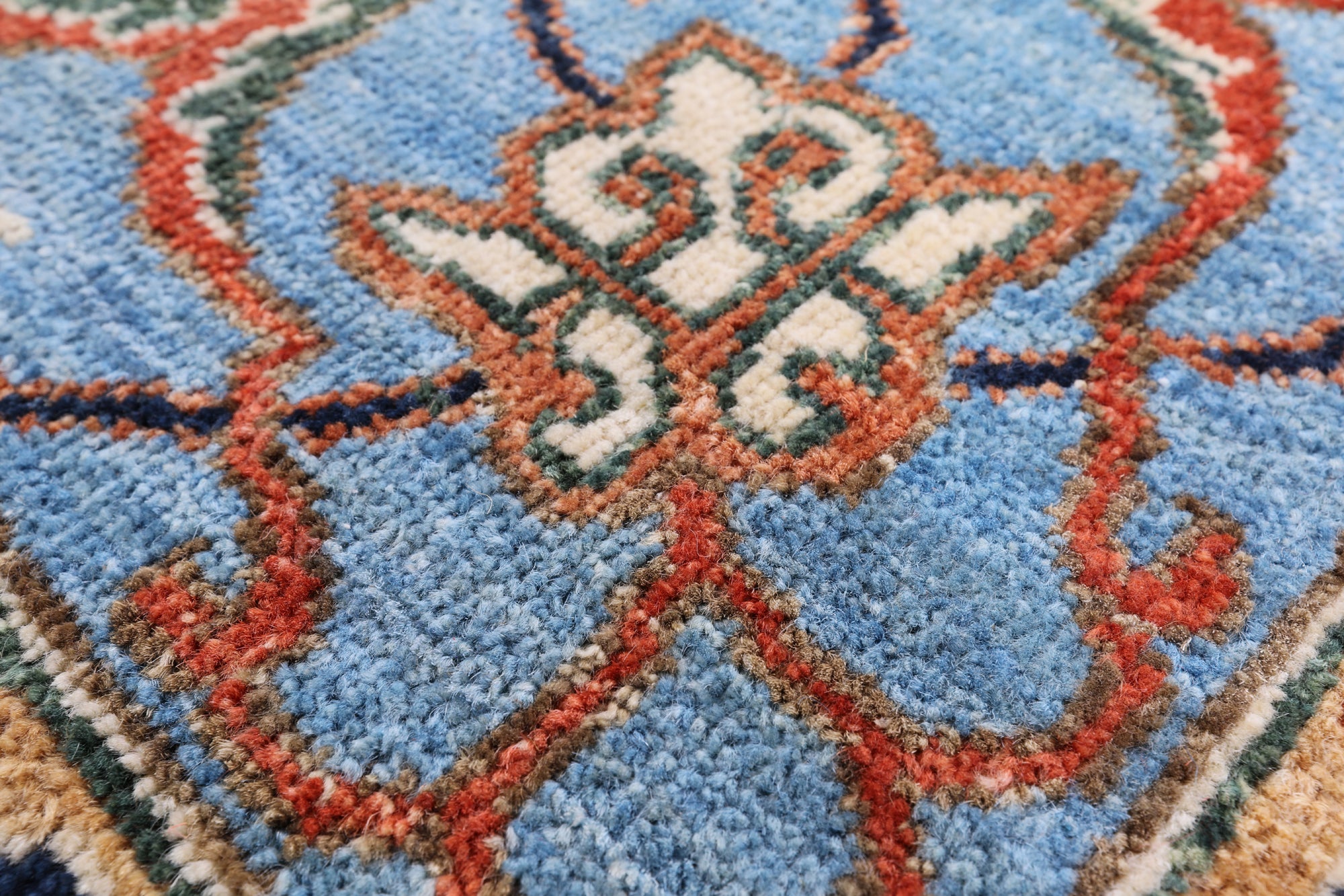 Red Super Fine Serapi Area Rug - 6' 0" X 9' 2" - Golden Nile