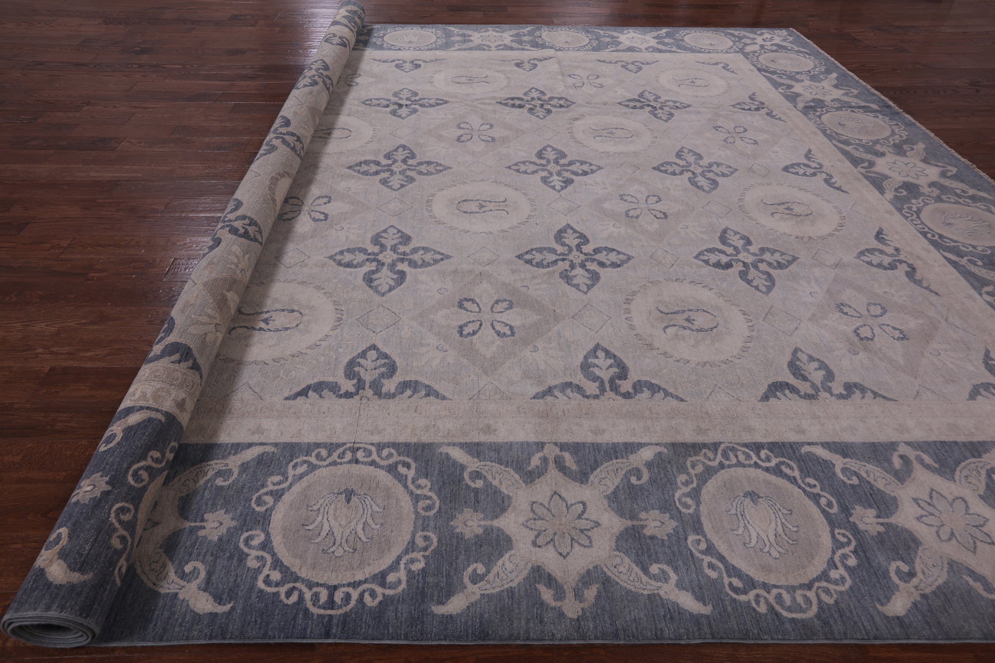 Persian White Wash Area Rug - 12' 4" X 16' 1" - Golden Nile
