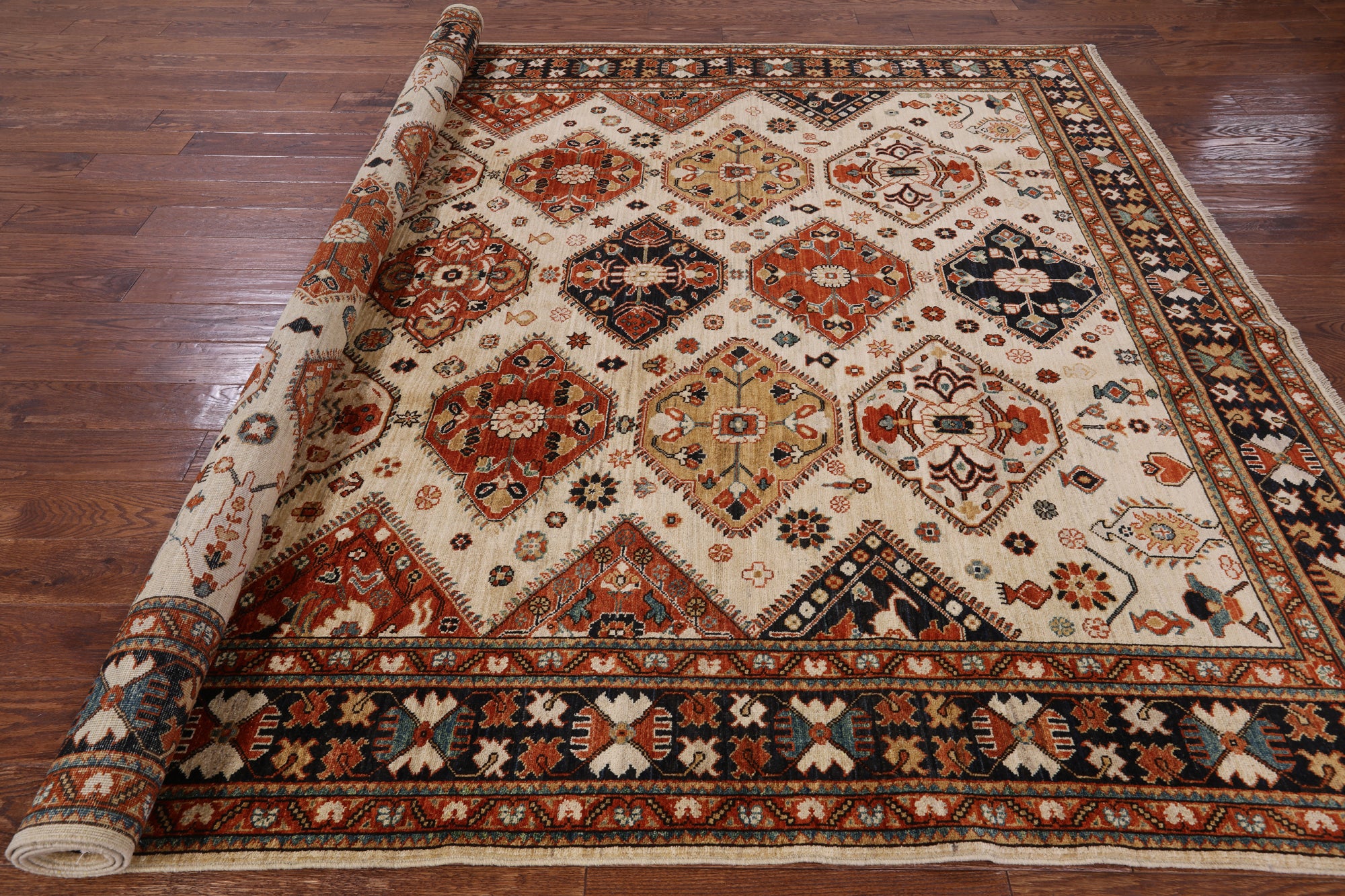 Ivory Fine Serapi Hand Knotted Rug - 8' 5" X 10' 1" - Golden Nile