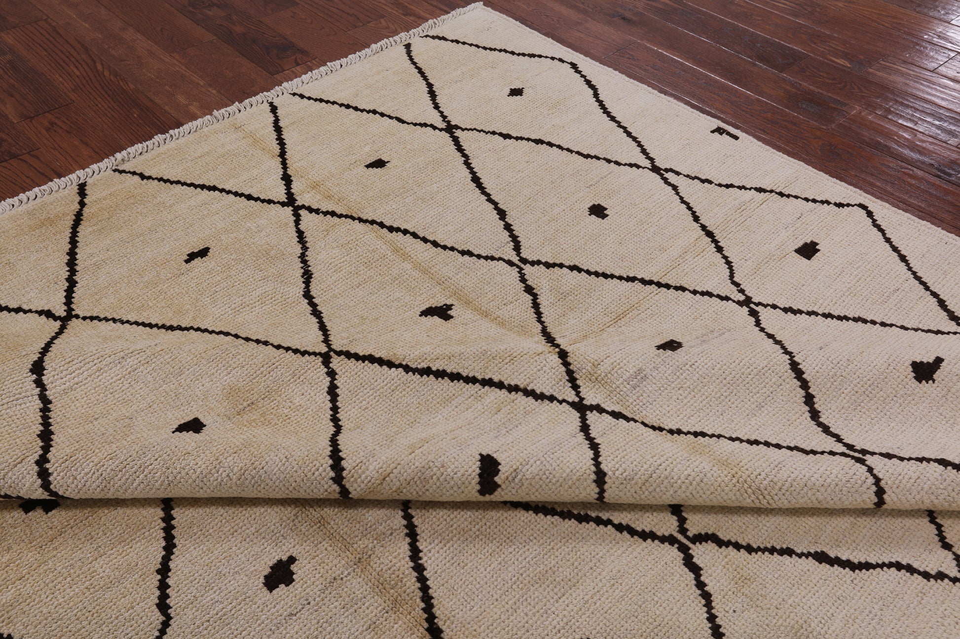 Ivory Tribal Moroccan Hand Knotted Area Rug - 8' 3" X 10' 0" - Golden Nile