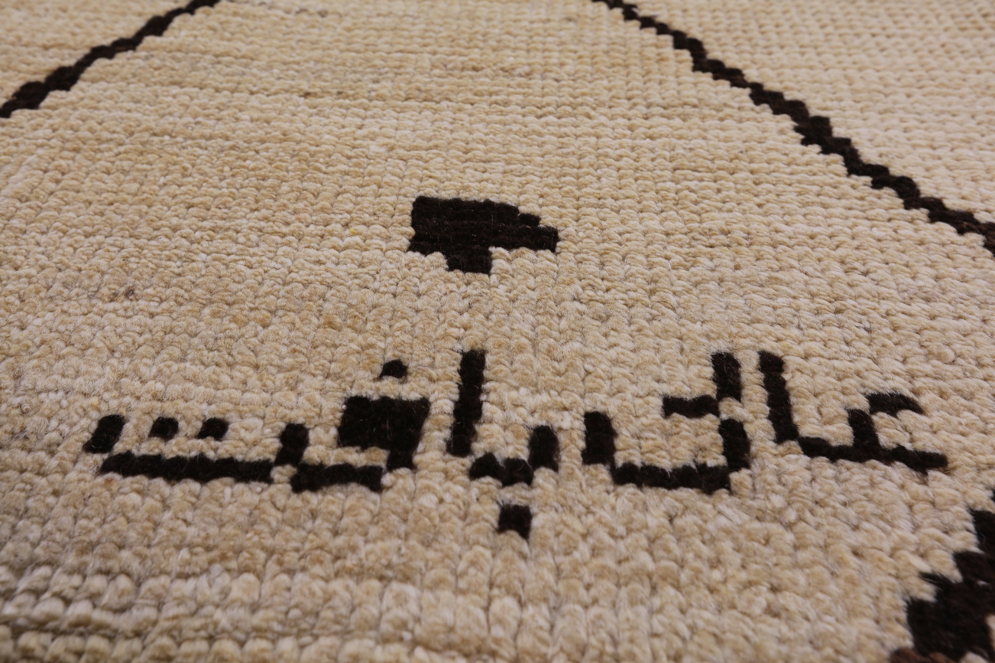 Ivory Tribal Moroccan Hand Knotted Area Rug - 8' 3" X 10' 0" - Golden Nile