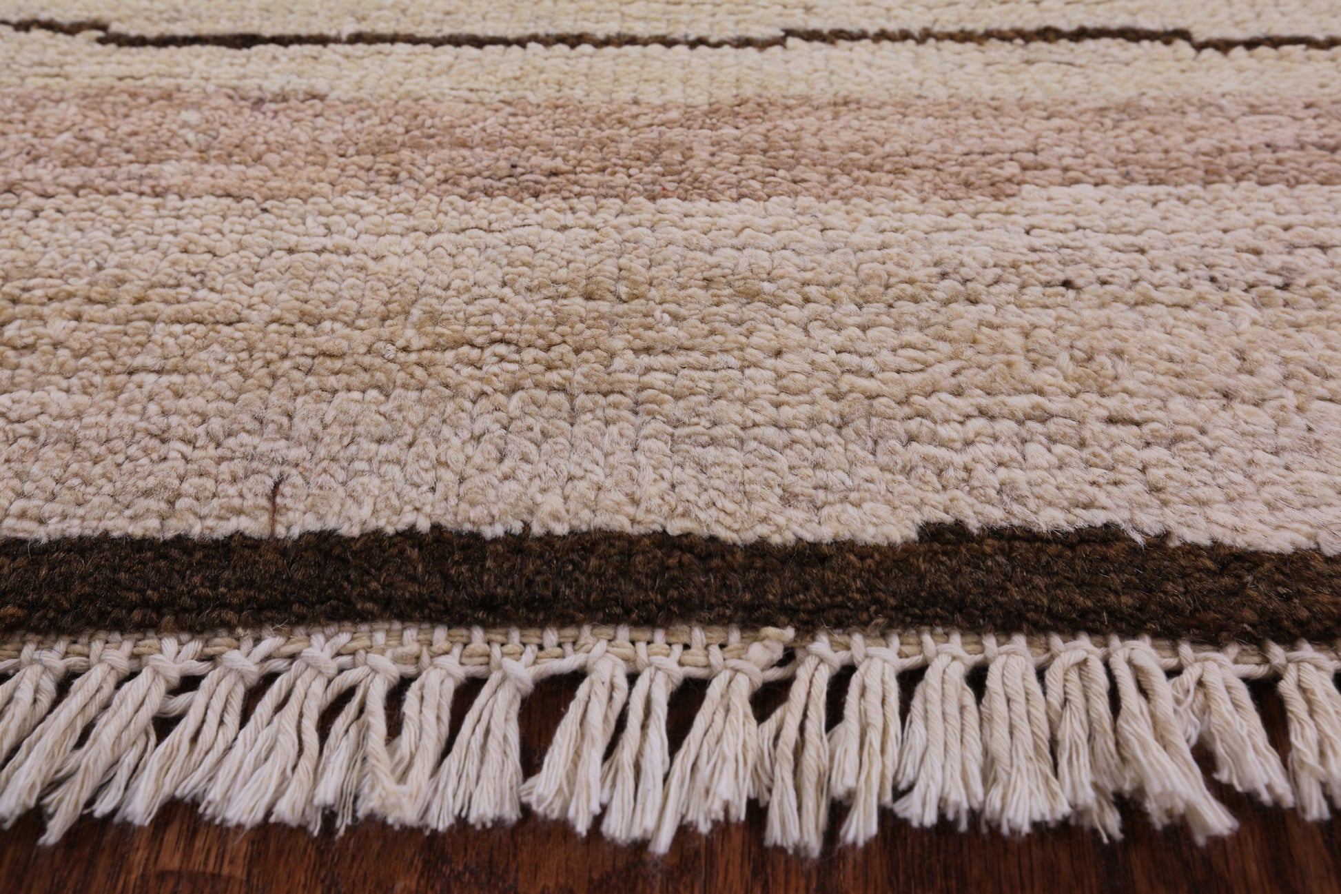 Ivory Moroccan Hand Knotted Area Rug - 7' 10" X 10' 1" - Golden Nile