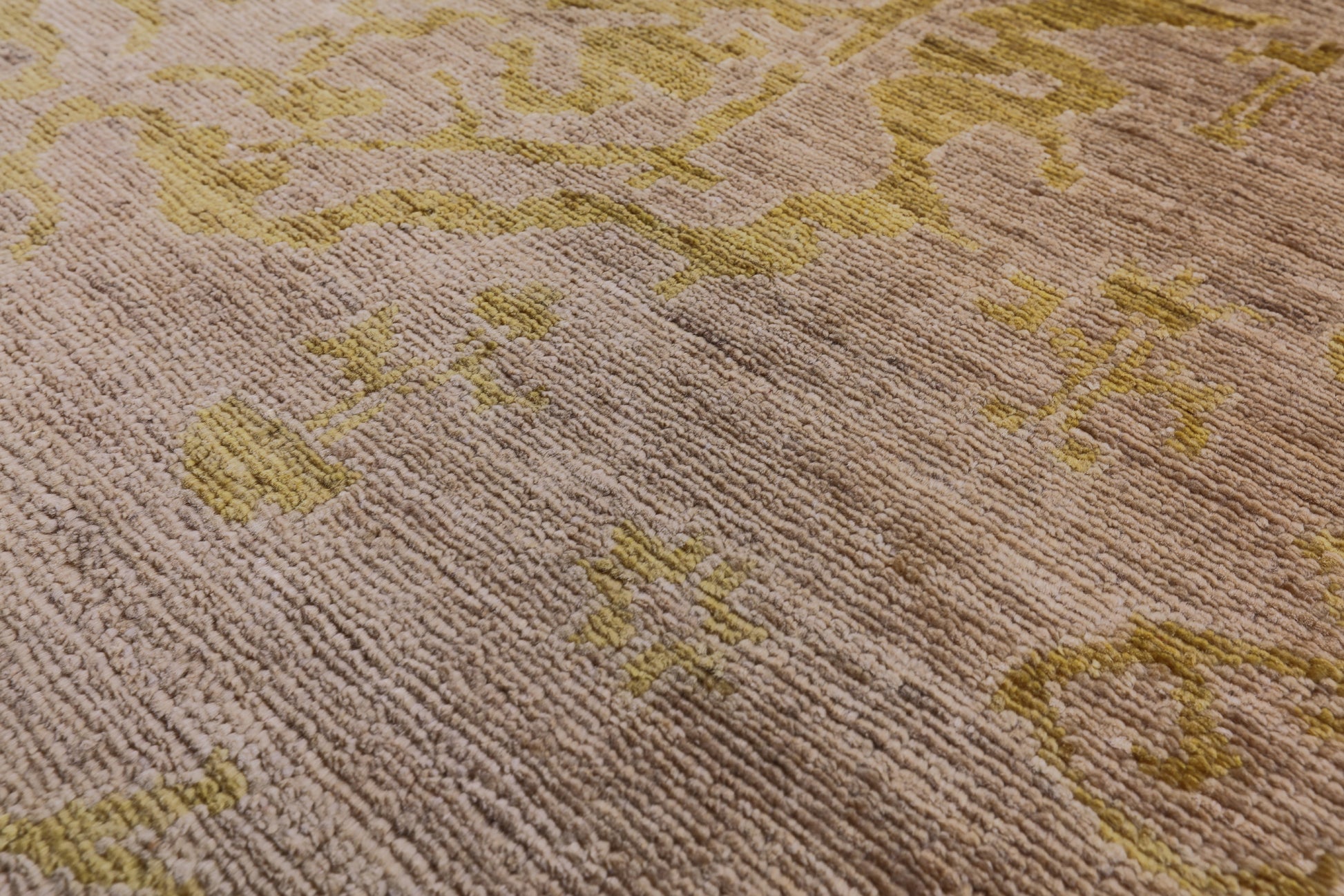 William Morris Handmade Wool Rug - 8' 2" X 9' 6" - Golden Nile