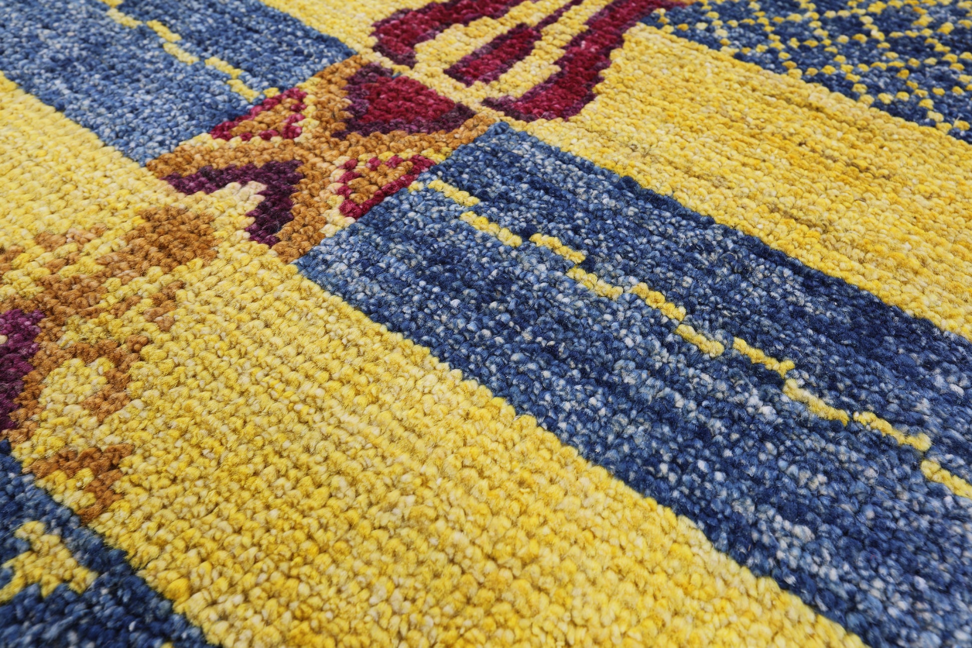 Tribal Moroccan Hand Knotted Wool Rug - 6' 7" X 8' 9" - Golden Nile