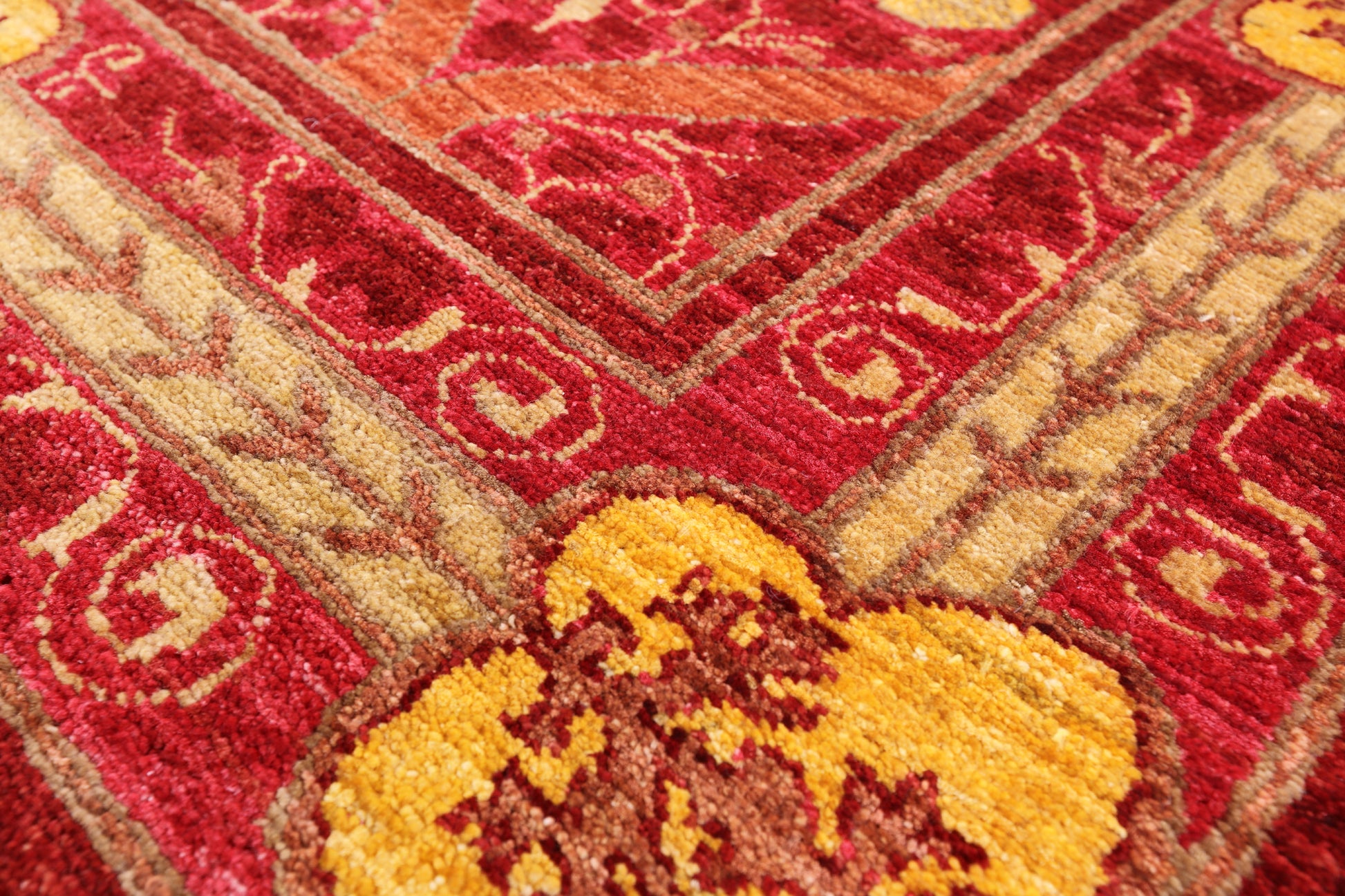 Red William Morris Hand Knotted Wool Area Rug - 5' 0" X 7' 9" - Golden Nile