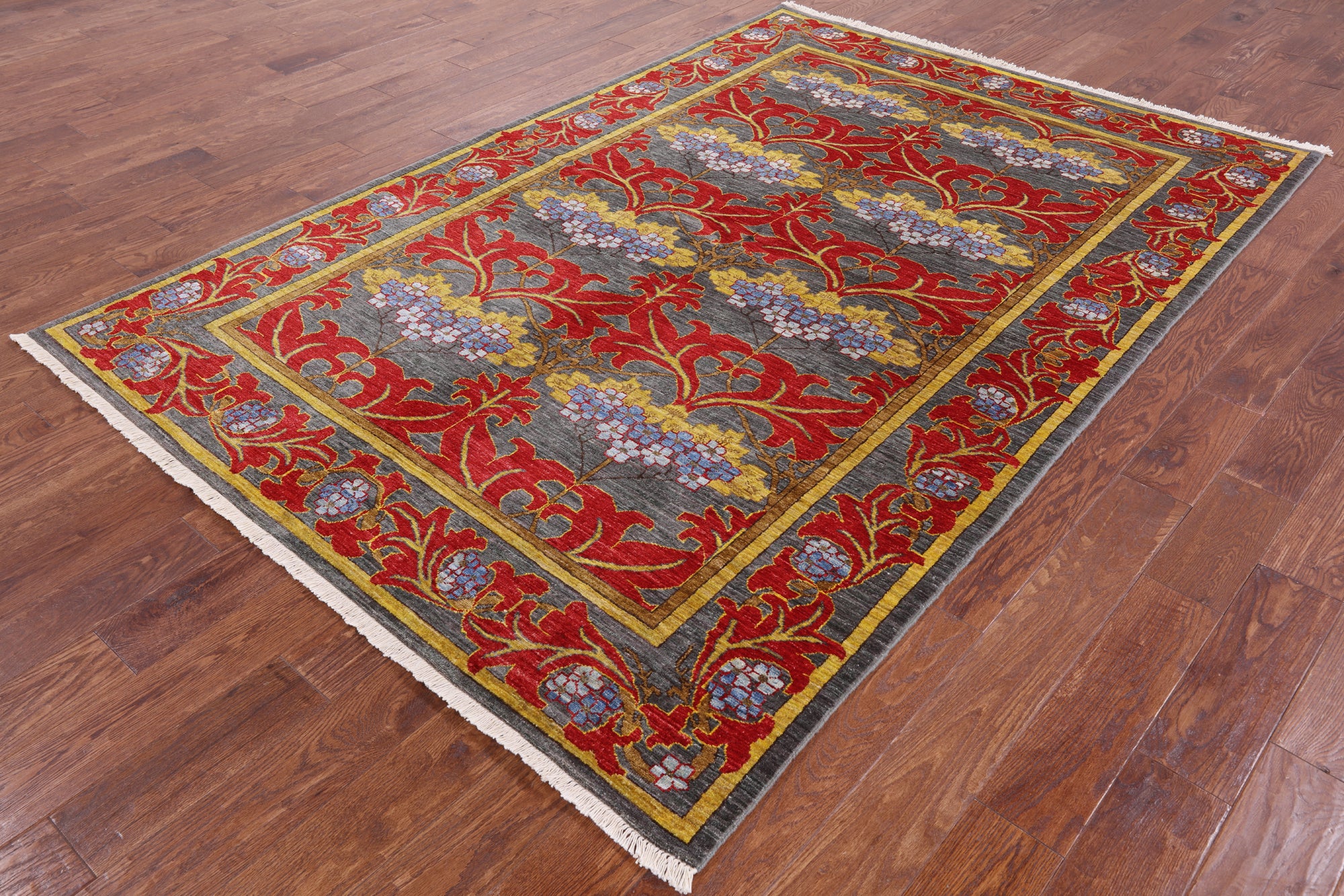 Grey William Morris Handmade Wool Area Rug - 6' 0" X 8' 8" - Golden Nile