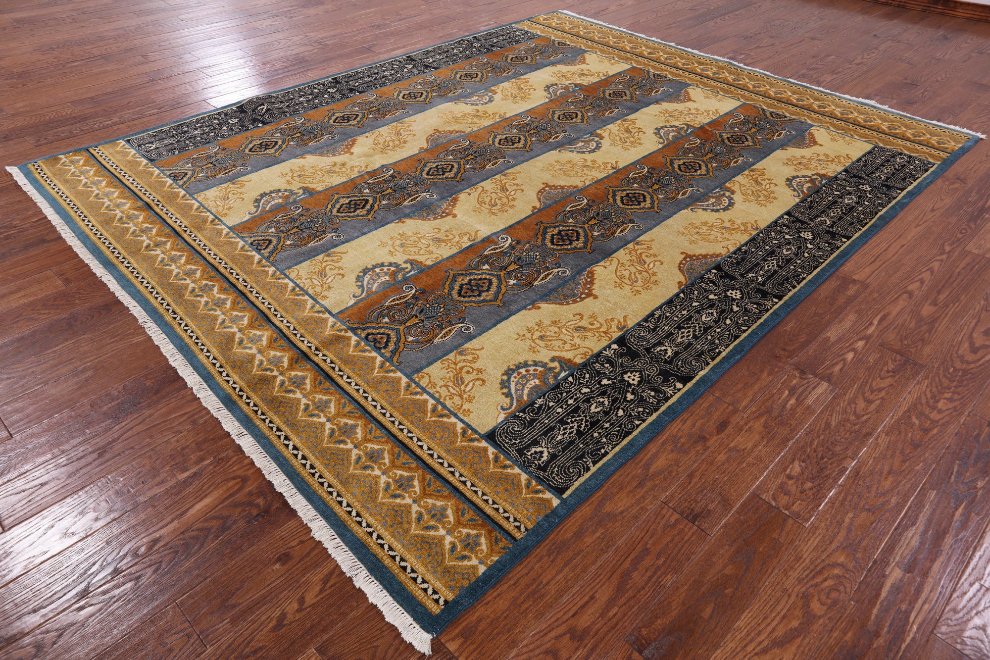 William Morris Handmade Wool Area Rug - 8' 1" X 10' 0" - Golden Nile