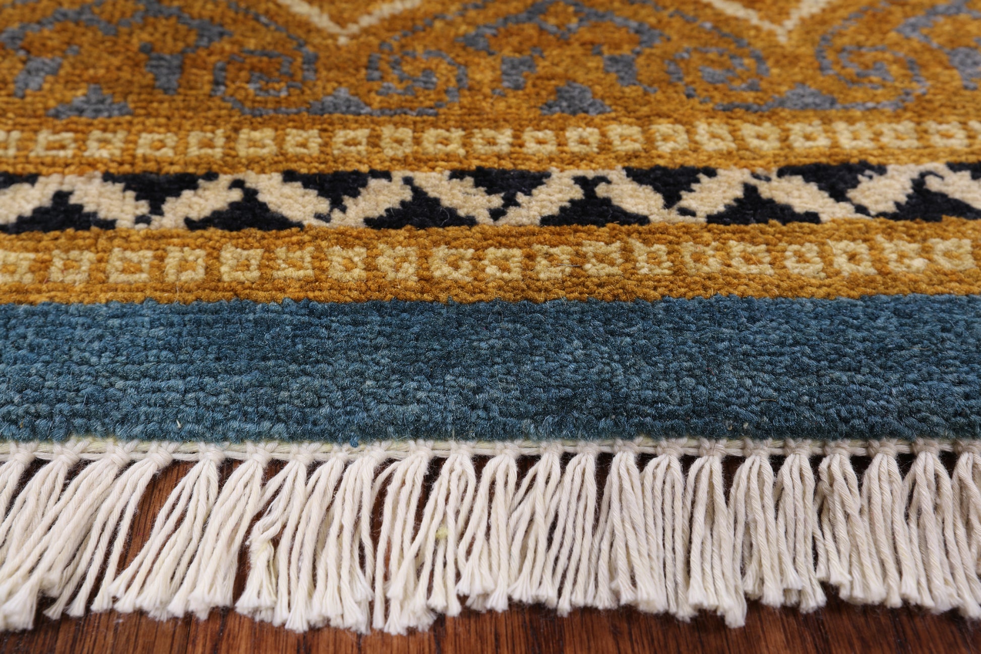William Morris Handmade Wool Area Rug - 8' 1" X 10' 0" - Golden Nile