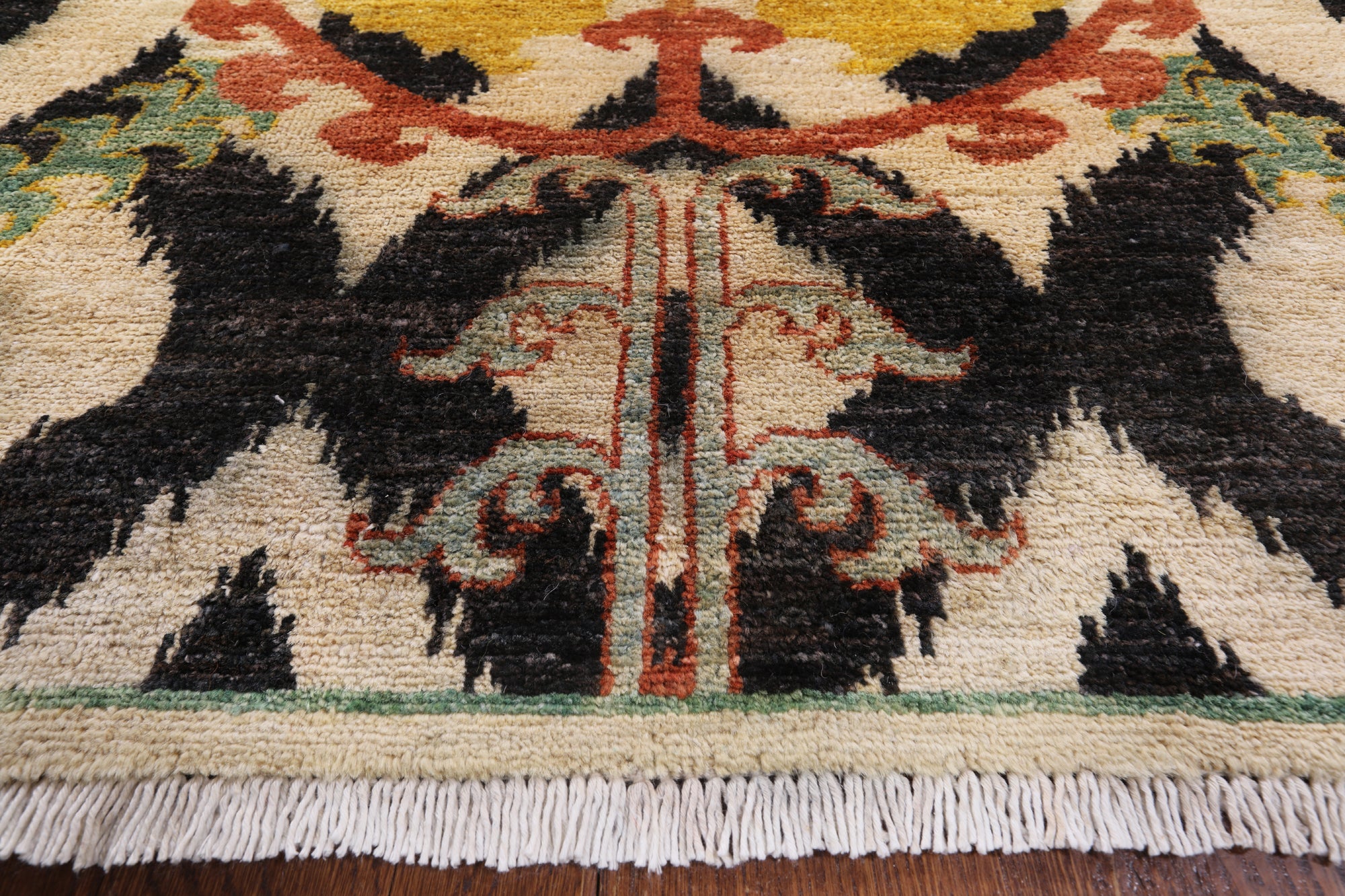 Ivory William Morris Handmade Wool Runner Rug - 4' 2" X 10' 10" - Golden Nile