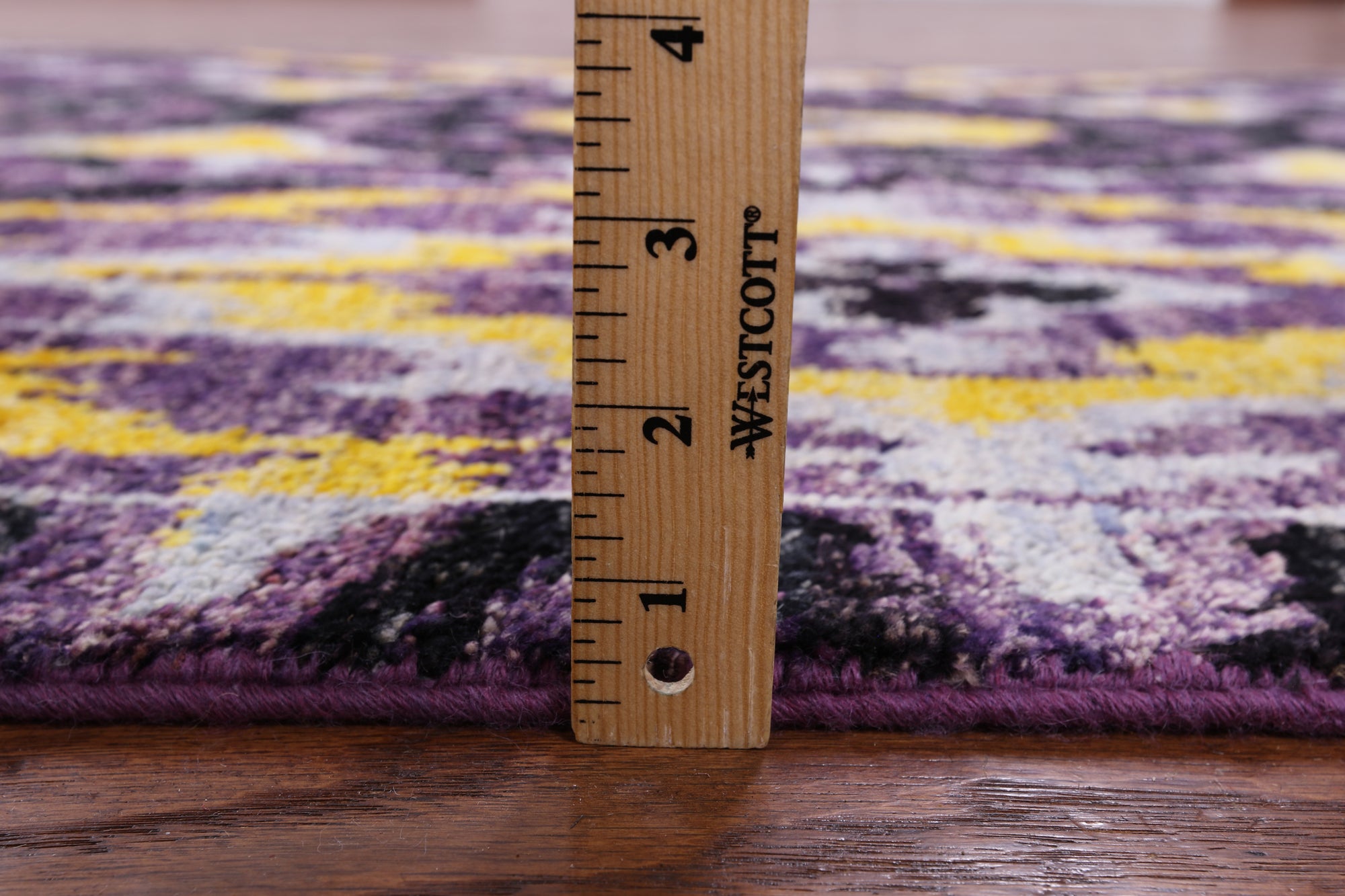 Ikat Hand Knotted Wool Area Rug - 4' 0" X 6' 4" - Golden Nile