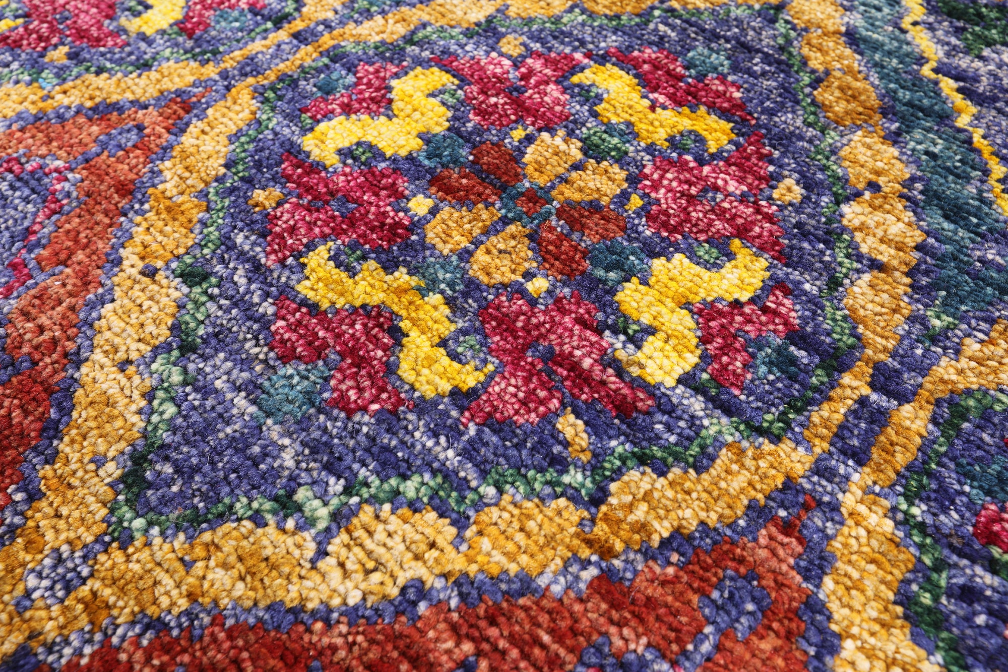 William Morris Hand Knotted Wool Area Rug - 6' 0" X 9' 1" - Golden Nile