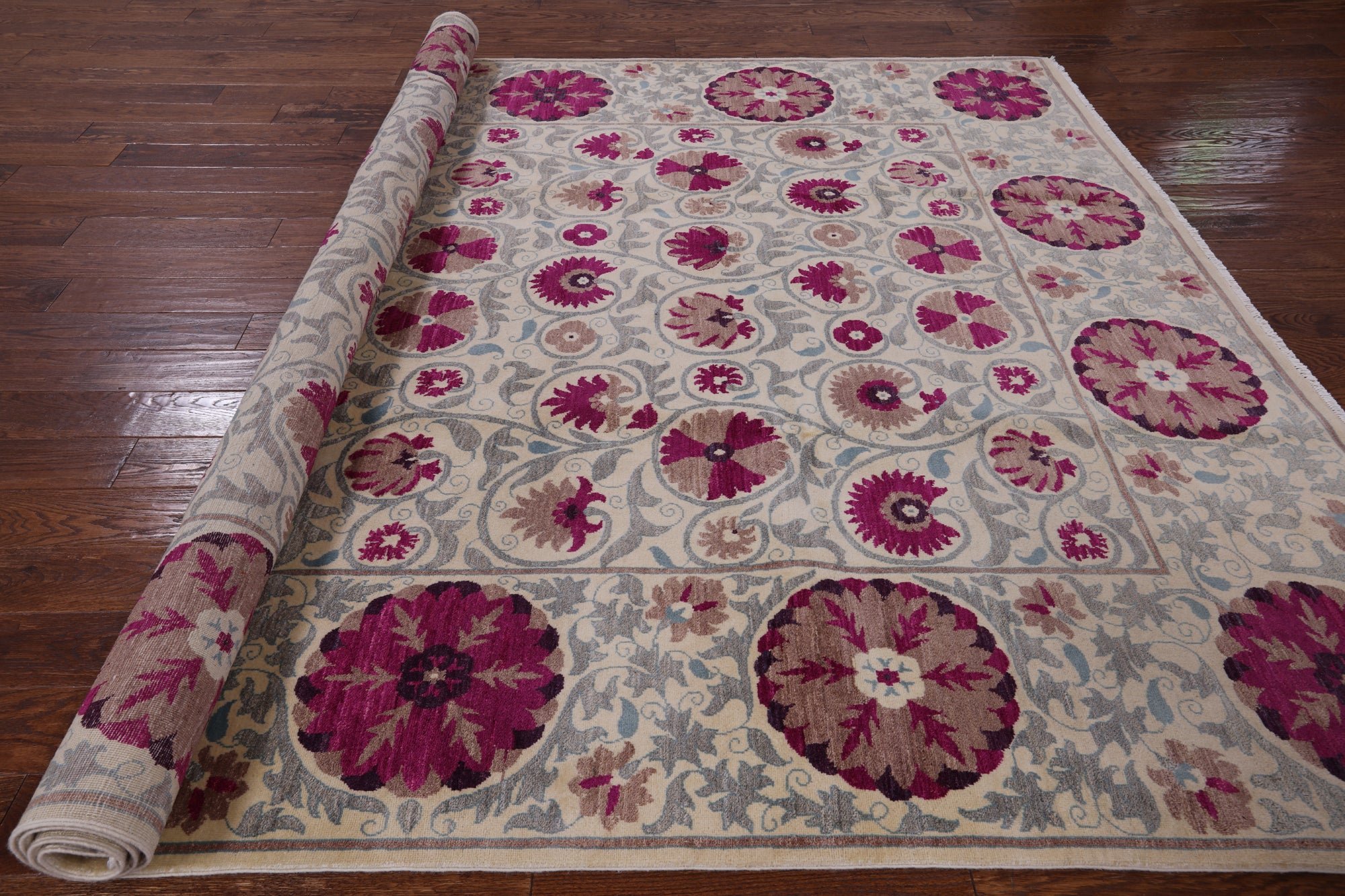 Ivory William Morris Handmade Wool Area Rug - 8' 3" X 10' 3" - Golden Nile