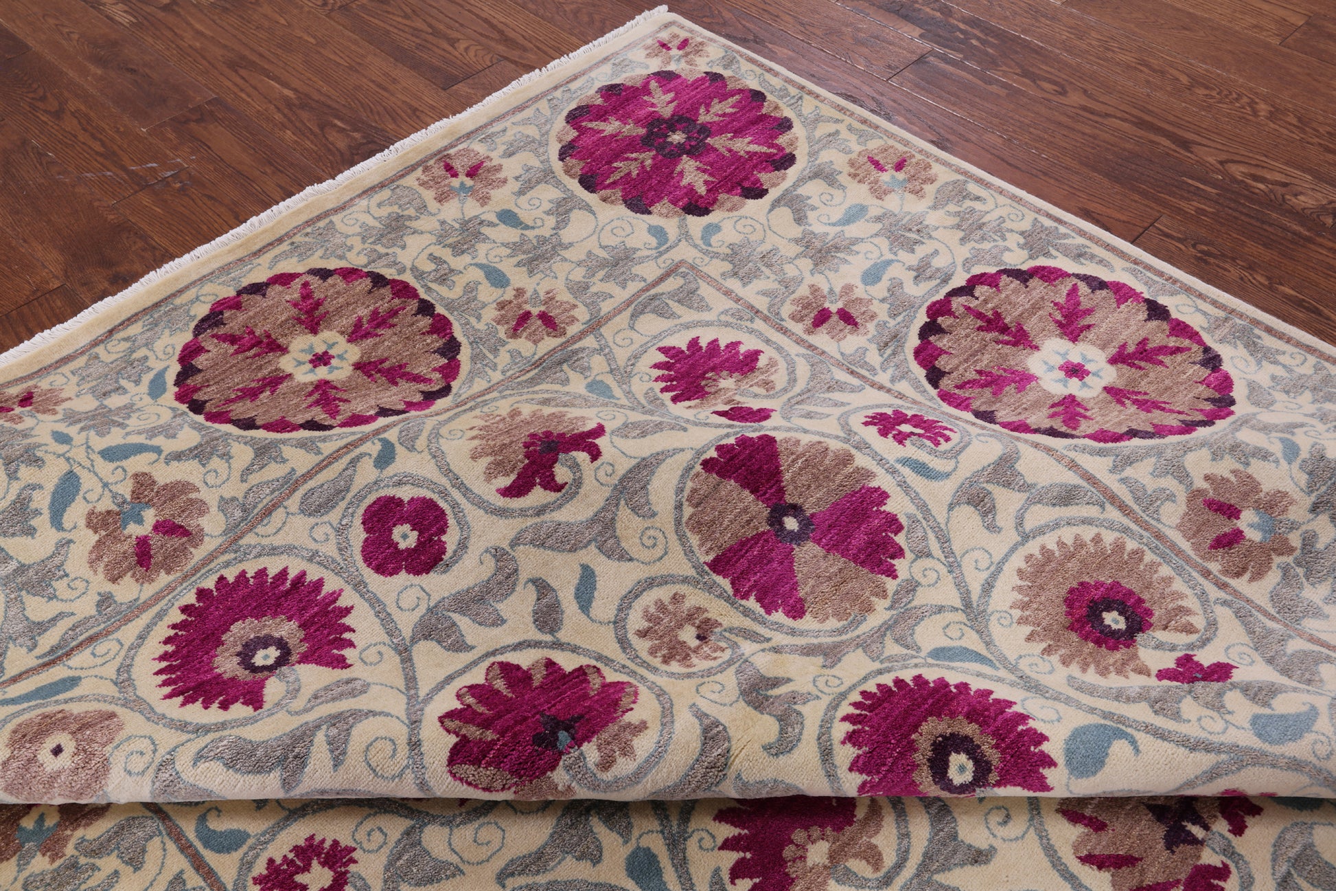 Ivory William Morris Handmade Wool Area Rug - 8' 3" X 10' 3" - Golden Nile