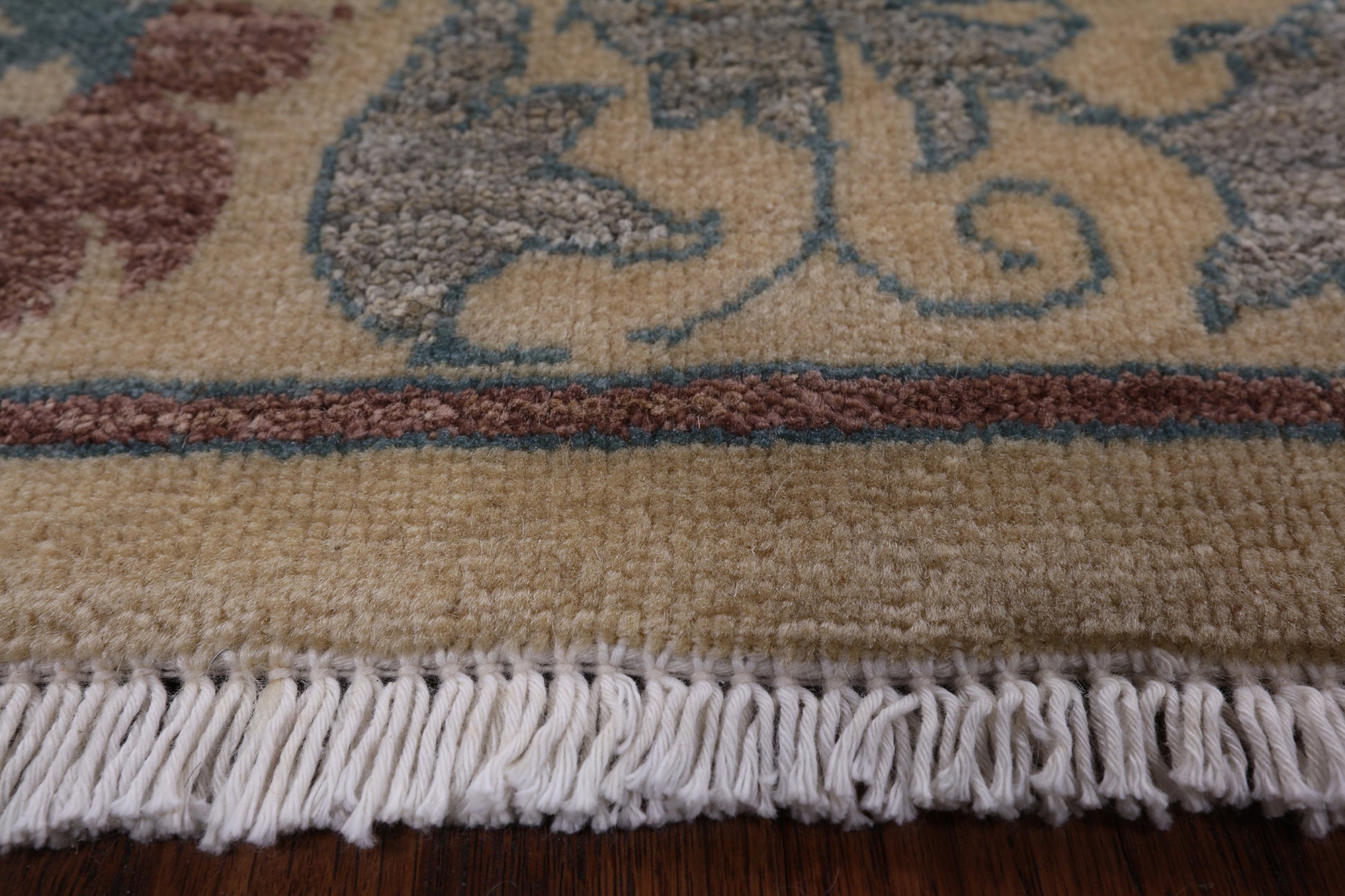 Ivory William Morris Handmade Wool Area Rug - 8' 3" X 10' 3" - Golden Nile