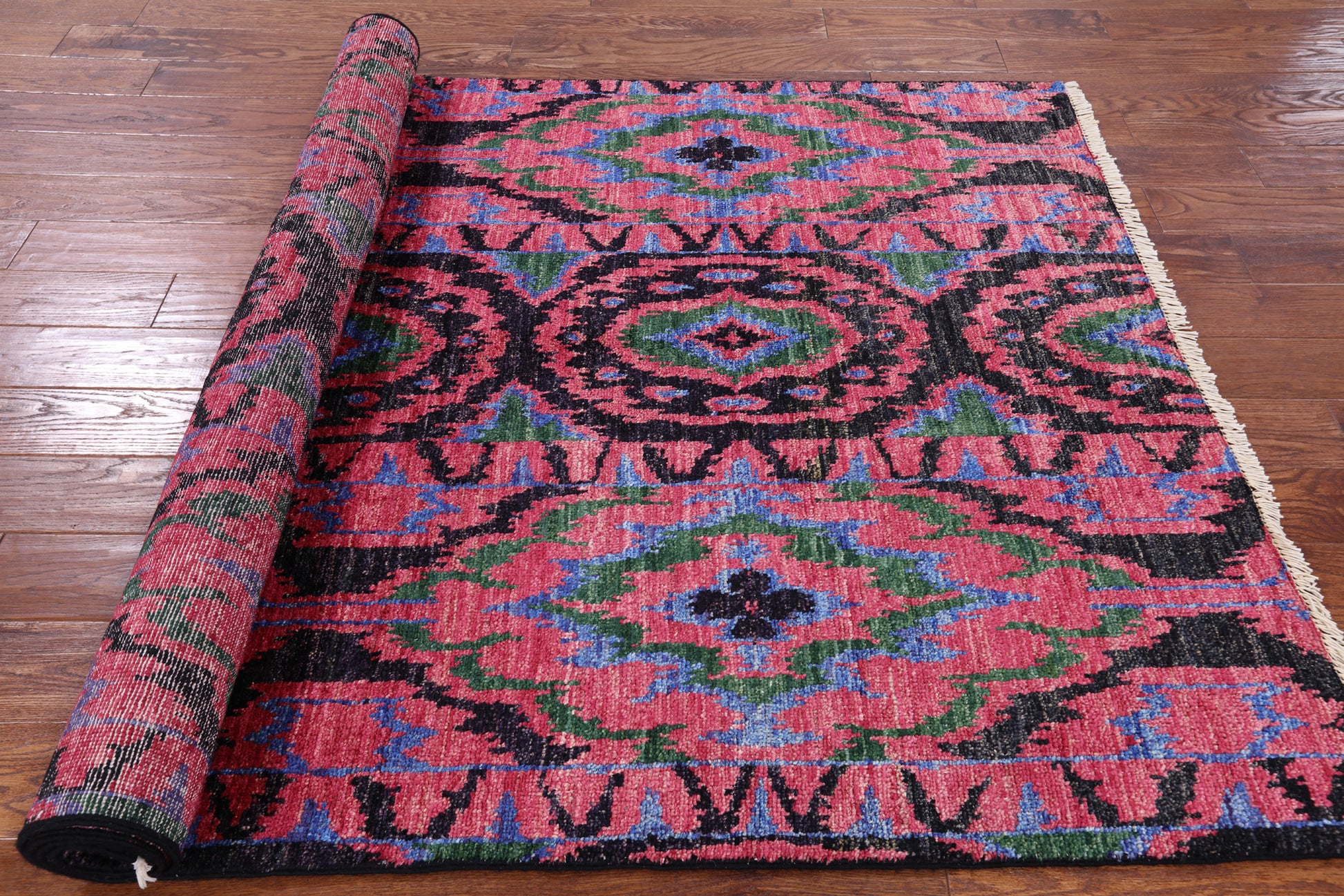 Ikat Hand Knotted Wool Rug - 5' 1" X 8' 3" - Golden Nile