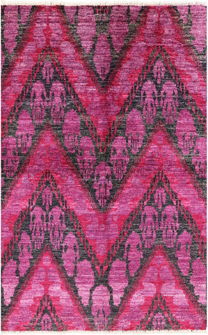 Ikat Hand Knotted Wool Area Rug - 5' 9