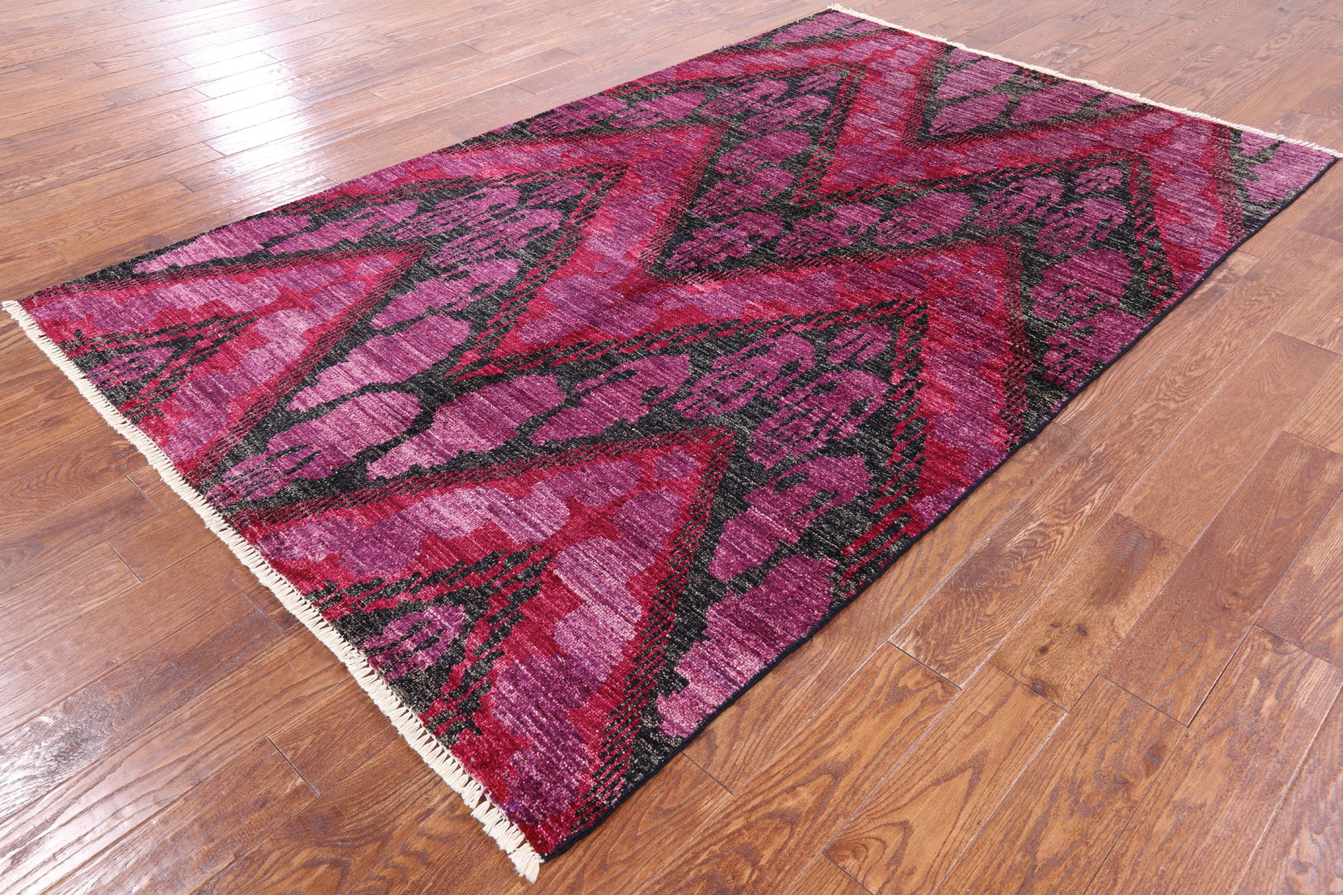 Ikat Hand Knotted Wool Area Rug - 5' 9" X 9' 0" - Golden Nile