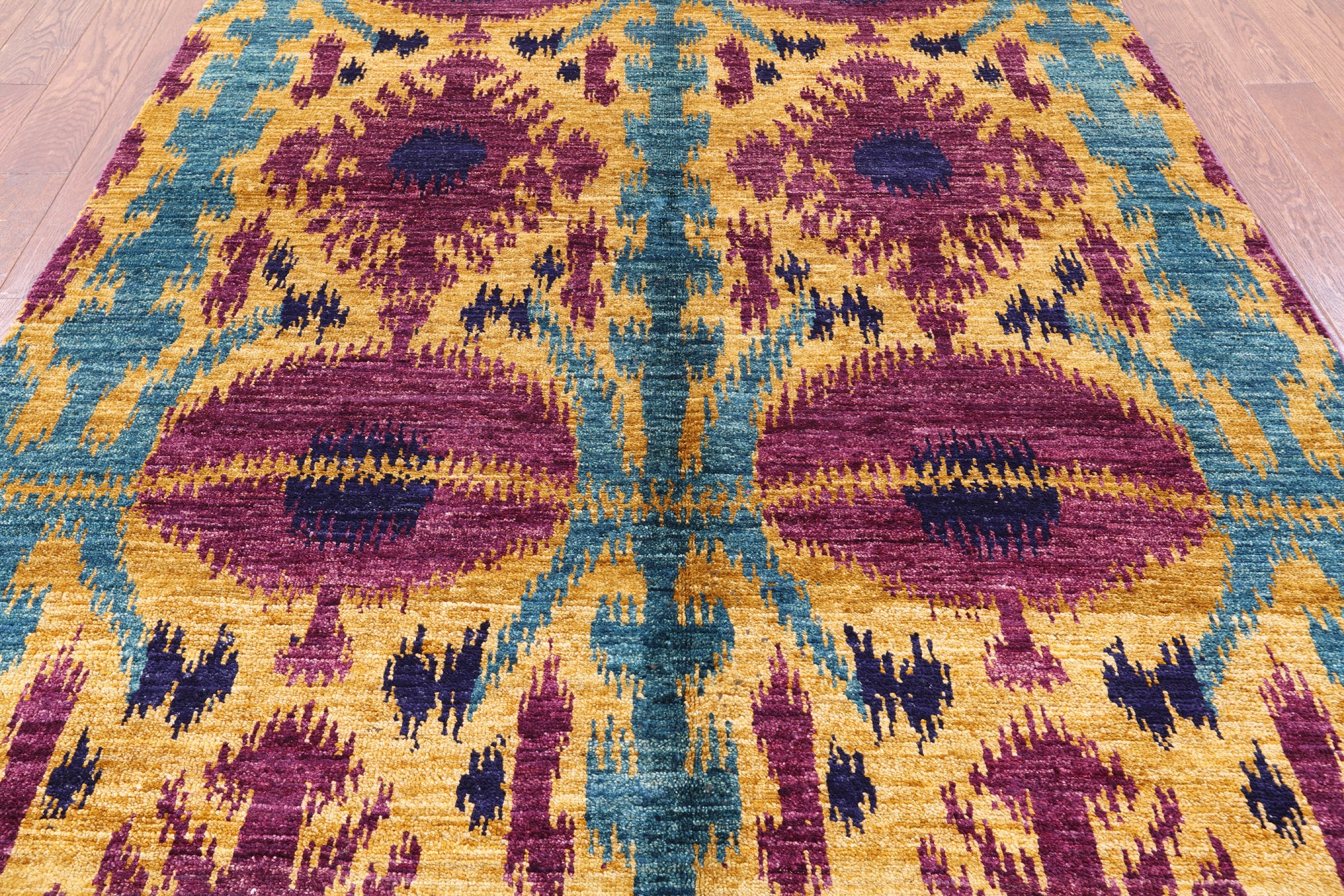 Ikat Handmade Wool Area Rug - 6' 2" X 9' 1" - Golden Nile