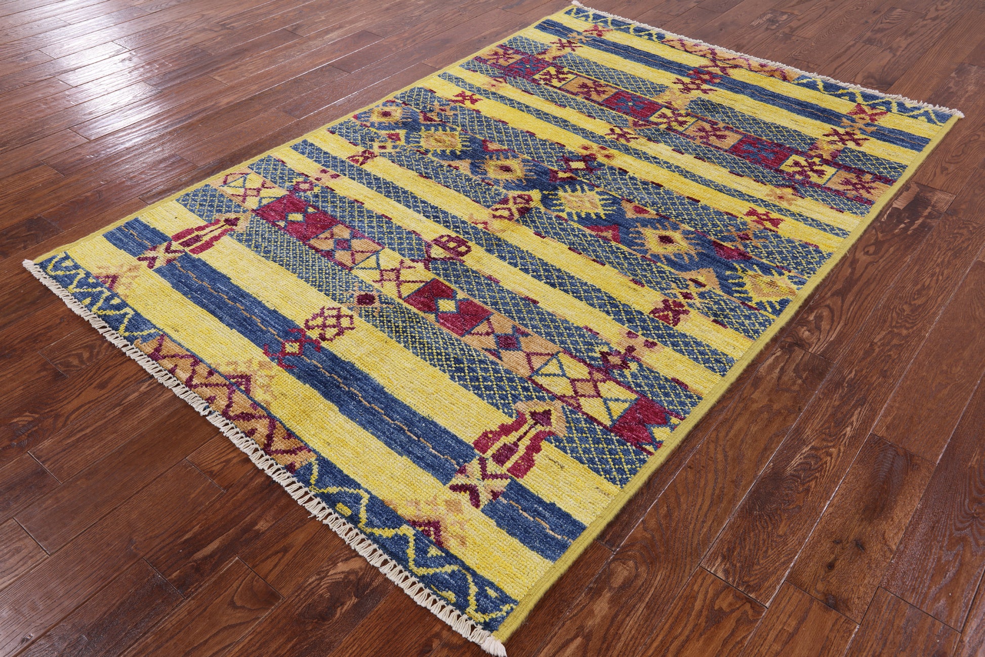 Tribal Moroccan Handmade Wool Area Rug - 5' 3" X 7' 8" - Golden Nile