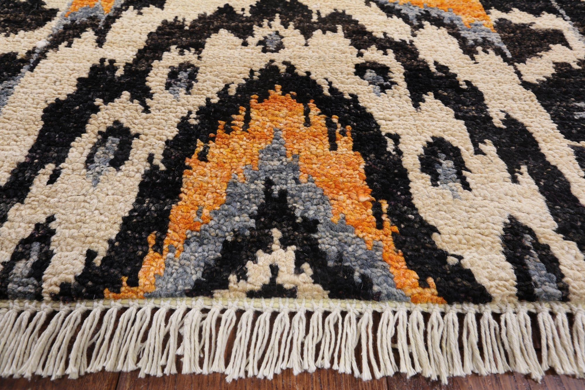 Ikat Hand Knotted Wool Runner Rug - 4' 0" X 10' 3" - Golden Nile