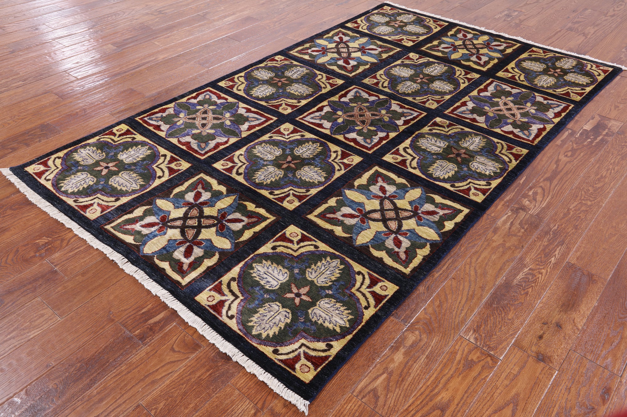 William Morris Stained Glass Handmade Wool Rug - 4' 10" X 8' 3" - Golden Nile
