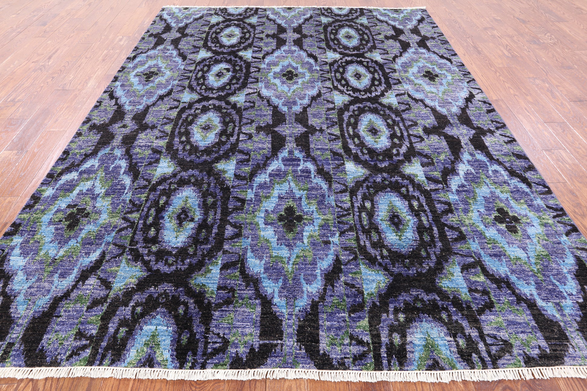 Ikat Handmade Wool Area Rug - 7' 10" X 10' 6" - Golden Nile