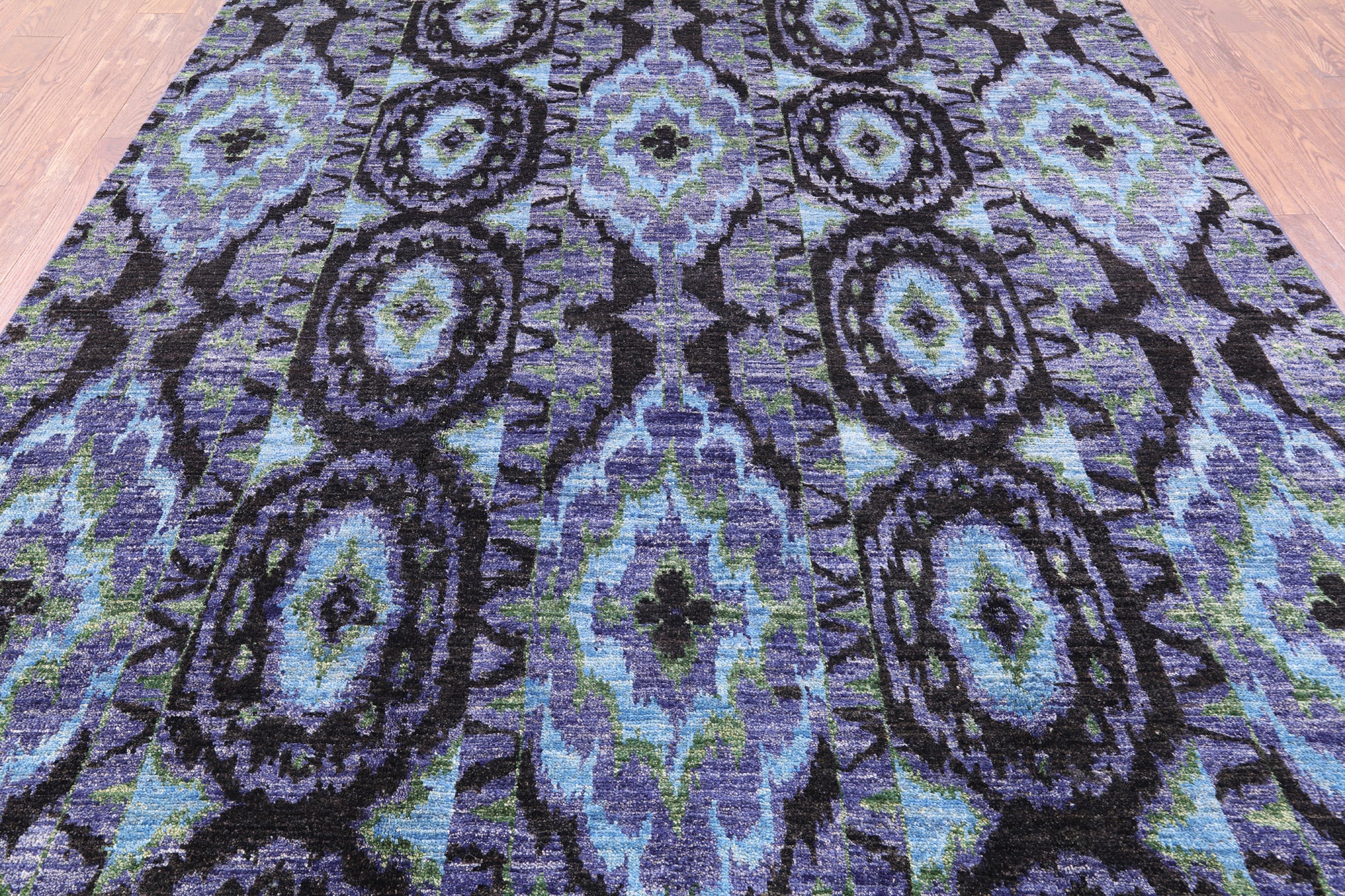 Ikat Handmade Wool Area Rug - 7' 10" X 10' 6" - Golden Nile
