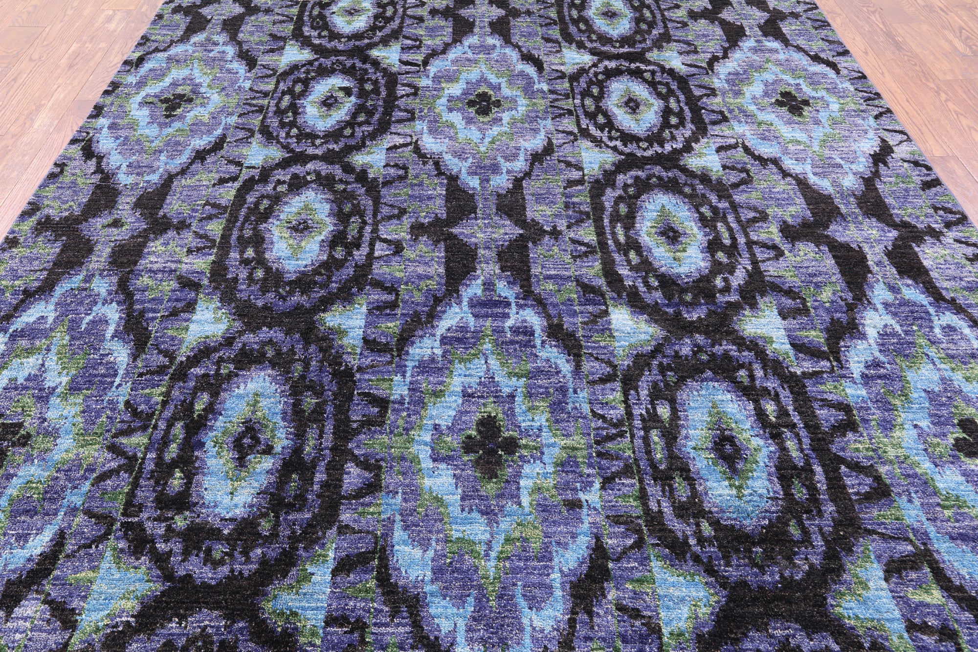 Ikat Handmade Wool Area Rug - 7' 10" X 10' 6" - Golden Nile