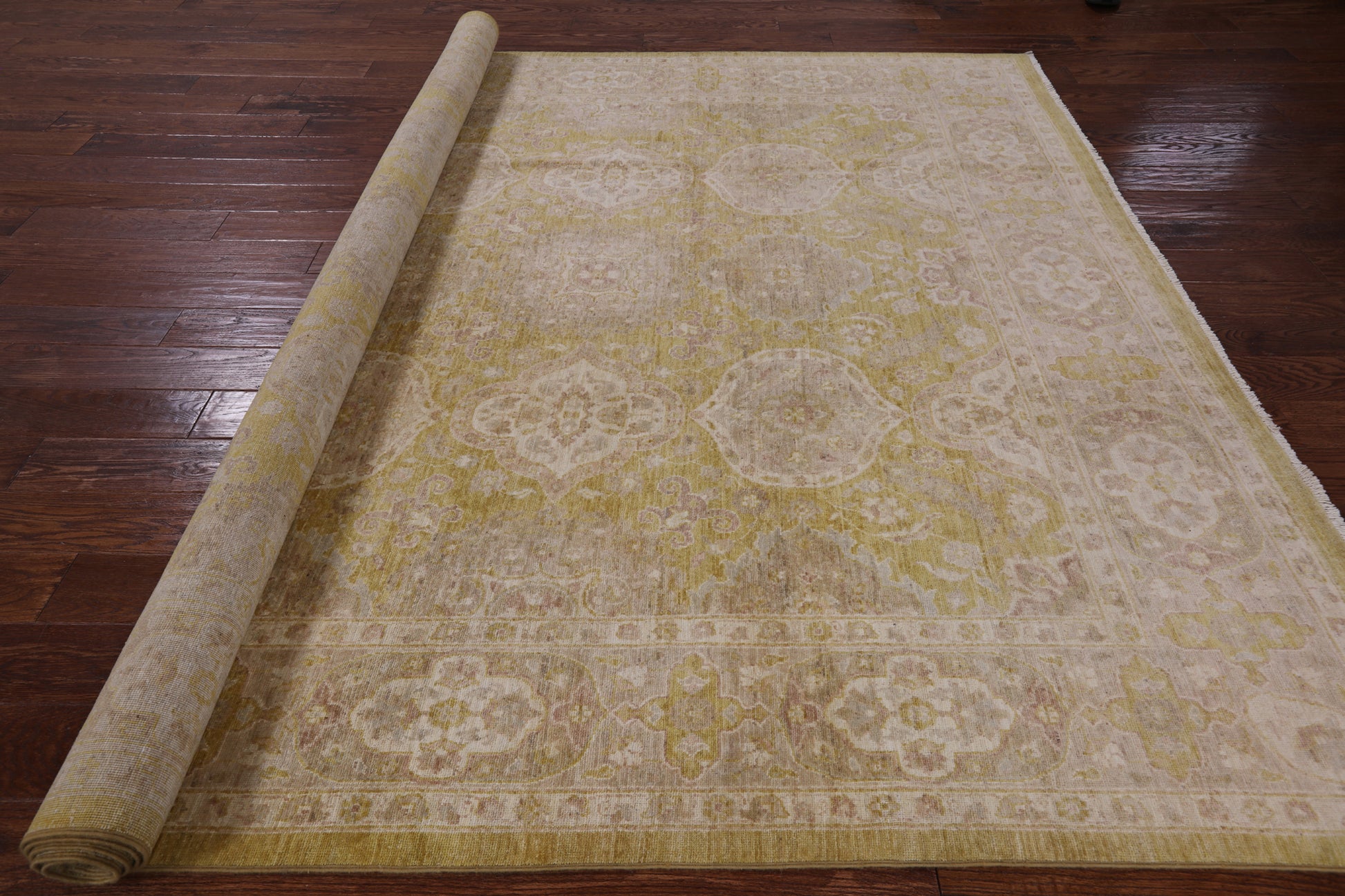 Persian Hand Knotted Wool Area Rug - 8' 2" X 10' 8" - Golden Nile