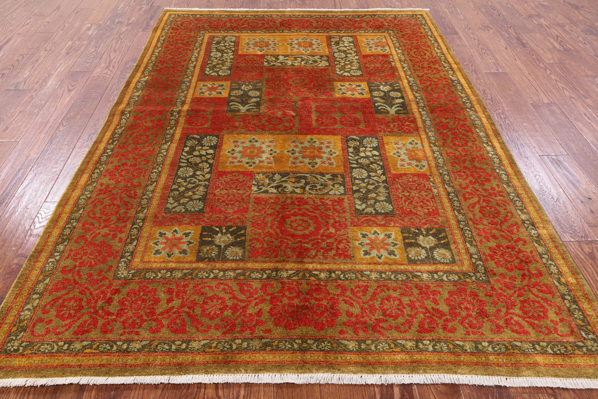 William Morris Hand Knotted Wool Area Rug - 6' 1" X 8' 7" - Golden Nile