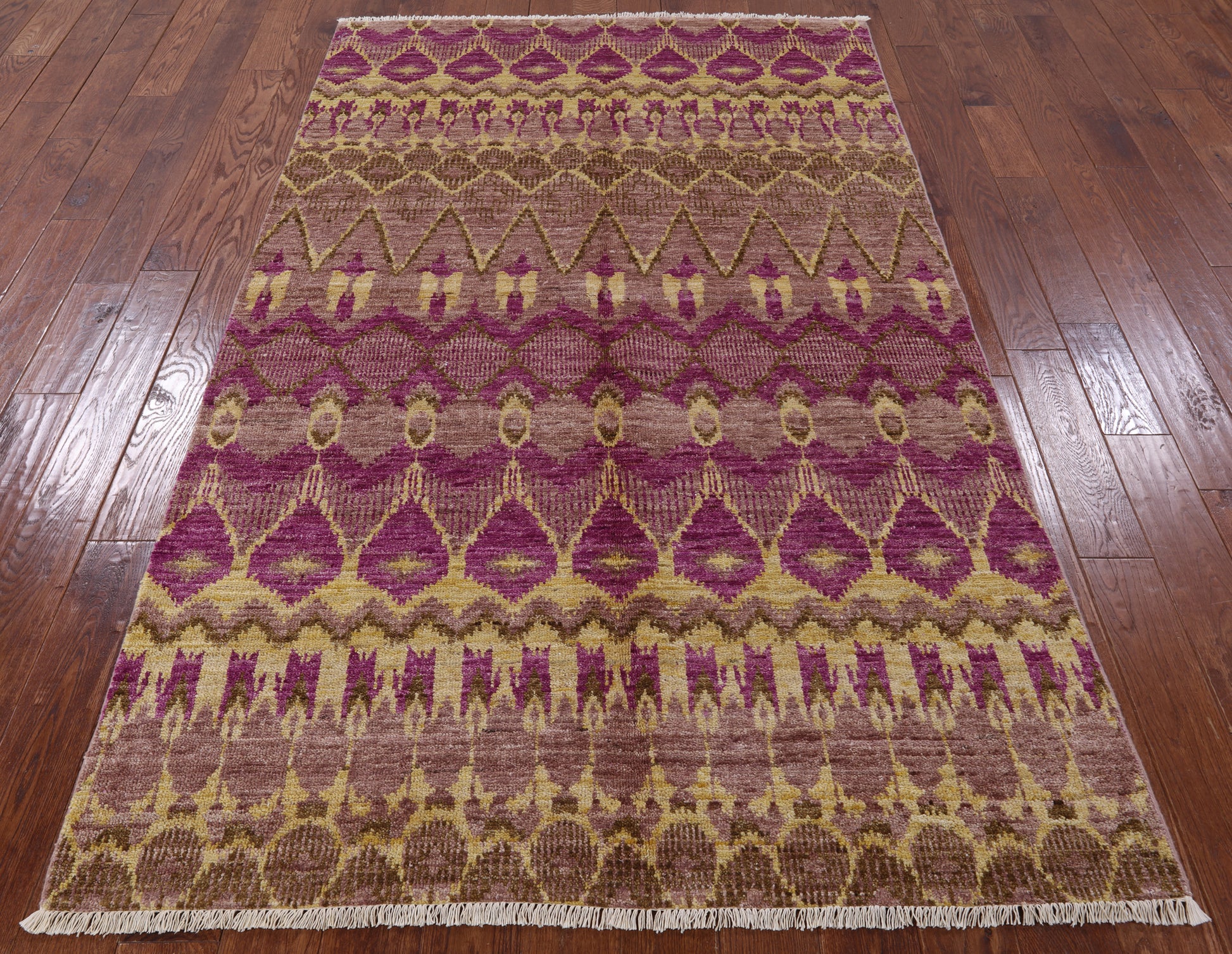 Ikat Handmade Wool Area Rug - 5' 1" X 8' 3" - Golden Nile